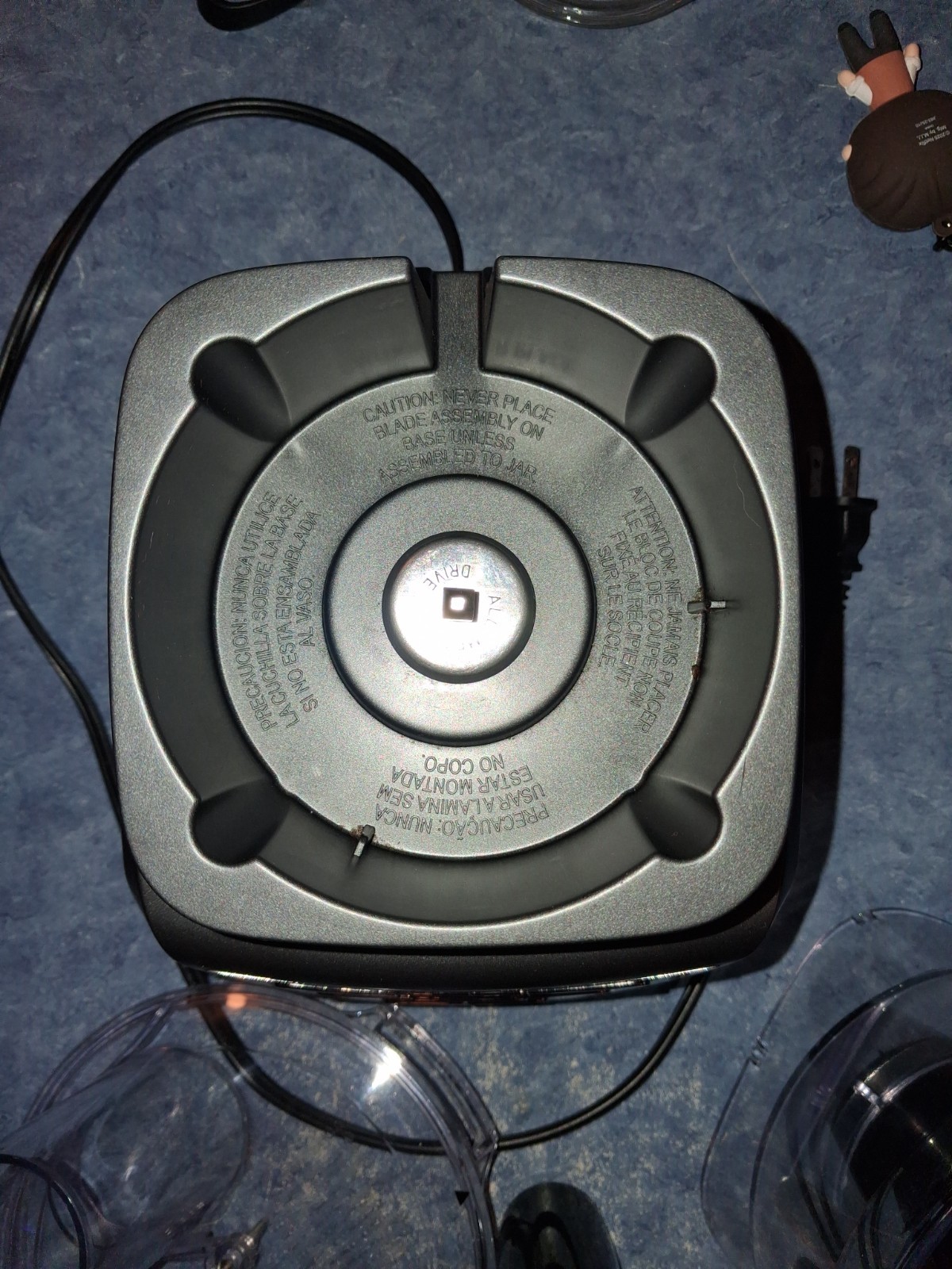 Oster Pro 1200 Food Processor In Very Nice Condition! Works Great!