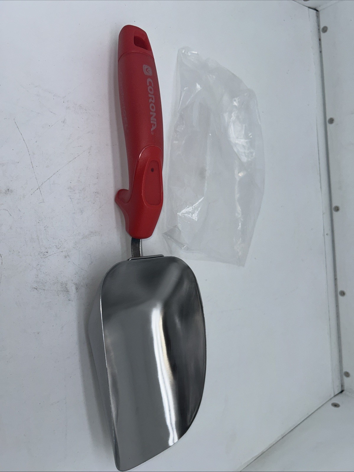 Corona Comfortgel Premium Stainless Steel Scoop 13.25 in