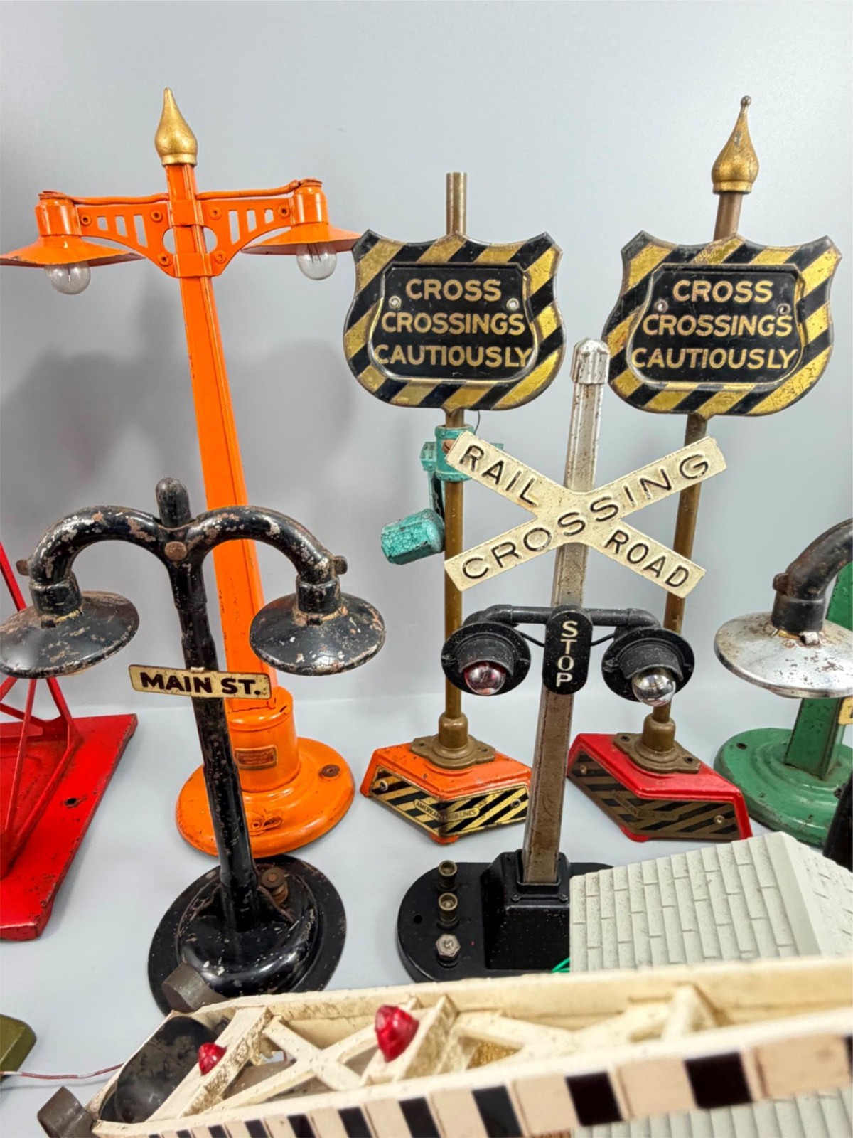 Assorted Lot of 33 O Gauge Lamp Posts Railroad Crossing Gate Bumper Etc.. AS IS