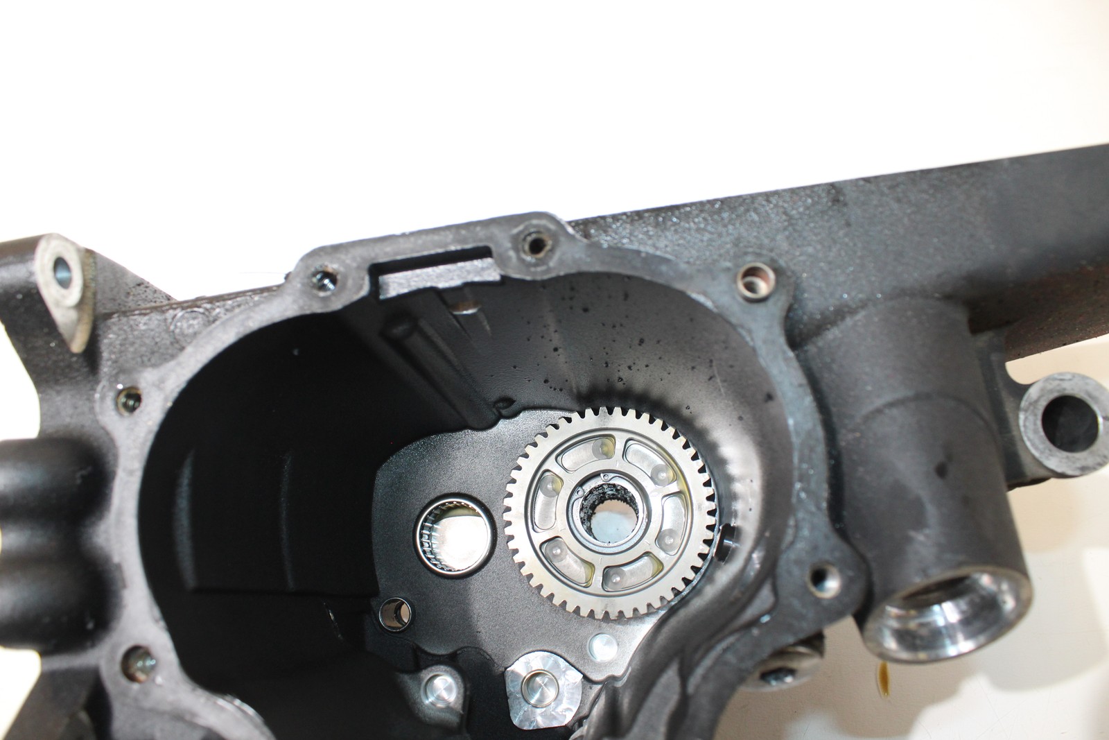 2010 Harley-Davidson Road Glide FLTRX Transmission Gearbox Cases Housing