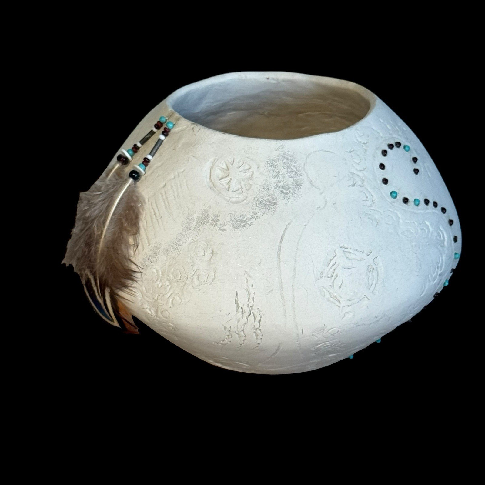 Navajo Vase Blomgren Art Piece Interior relief figurine Feathers Vintage