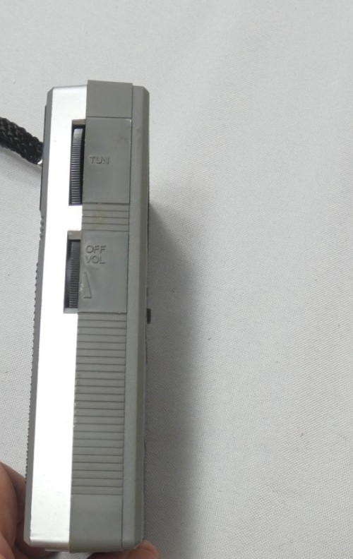 Vintage Radio Shack Realistic 12-718 AM/FM Transistor Radio w/Box Tested Works