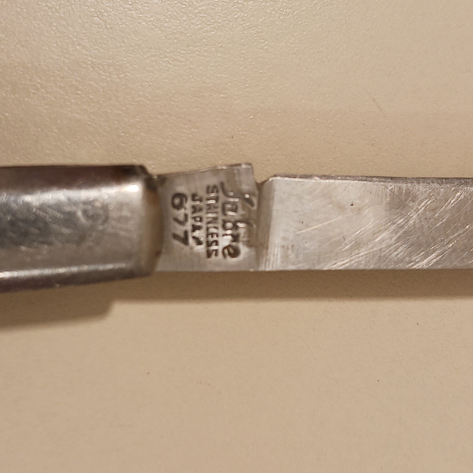 Sabre Stainless Steel Japan 677 Folding Fruit Melon Knife White Celluloid Handle