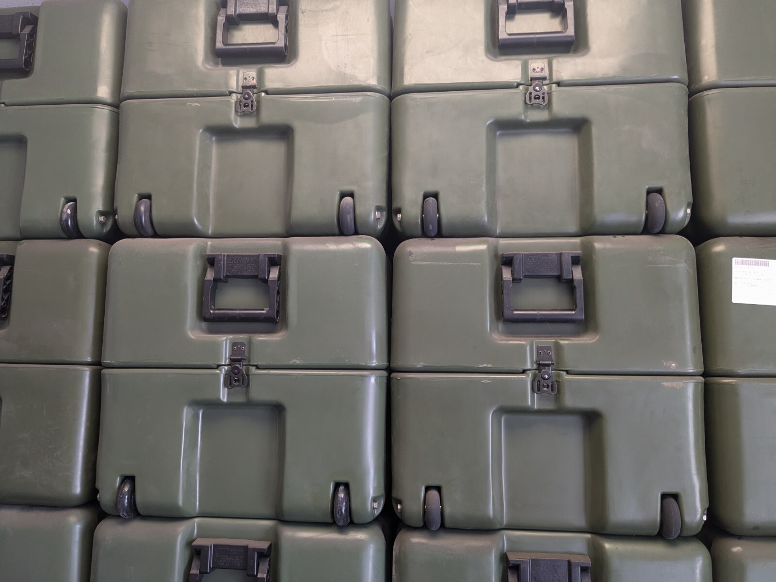 Hardigg/Pelican Wheeled Hard Cases - FREE SHIPPING