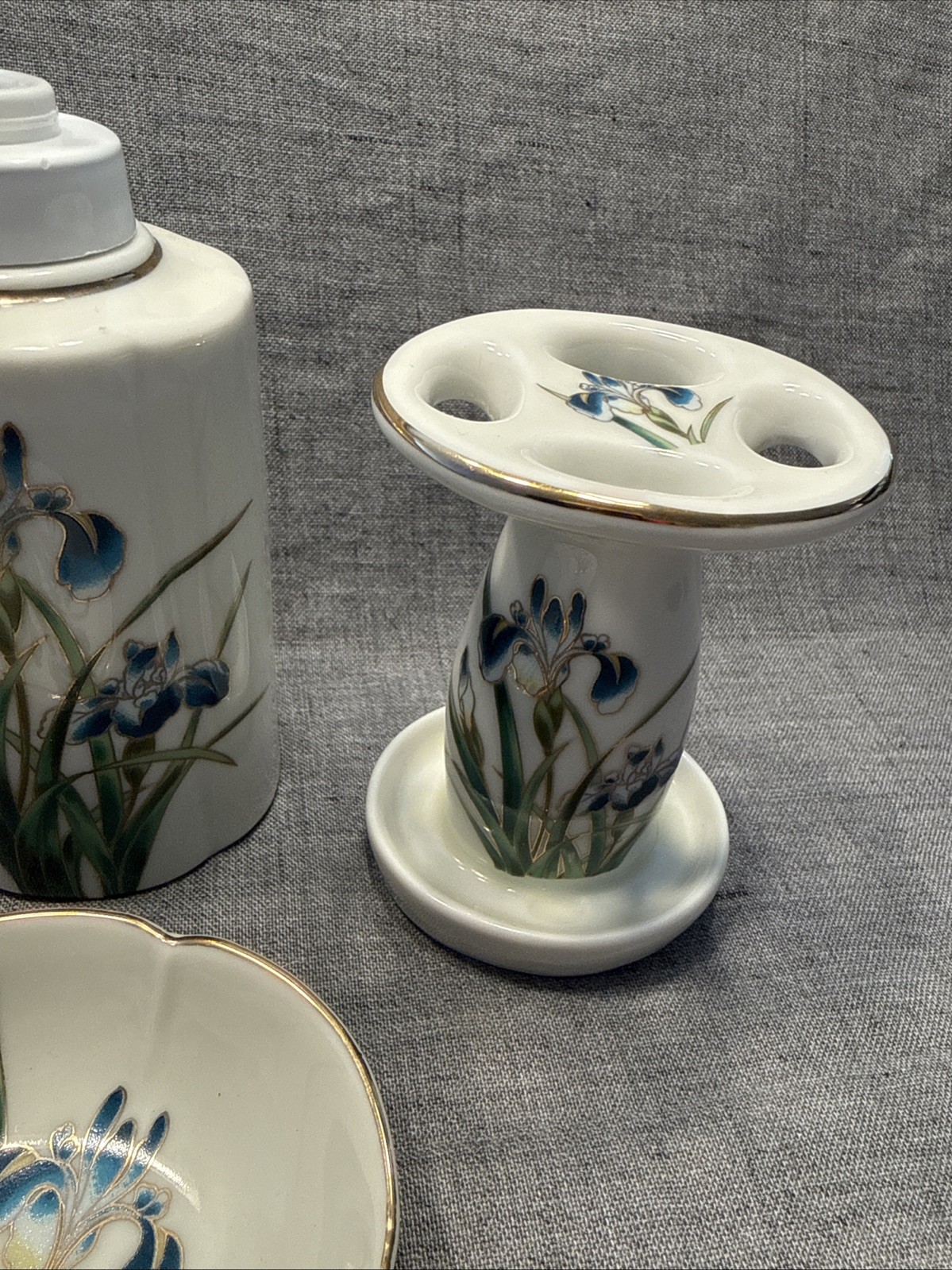 Shibata Porcelain Set Blue Iris Cup Toothbrush Soap Pump Dish EUC