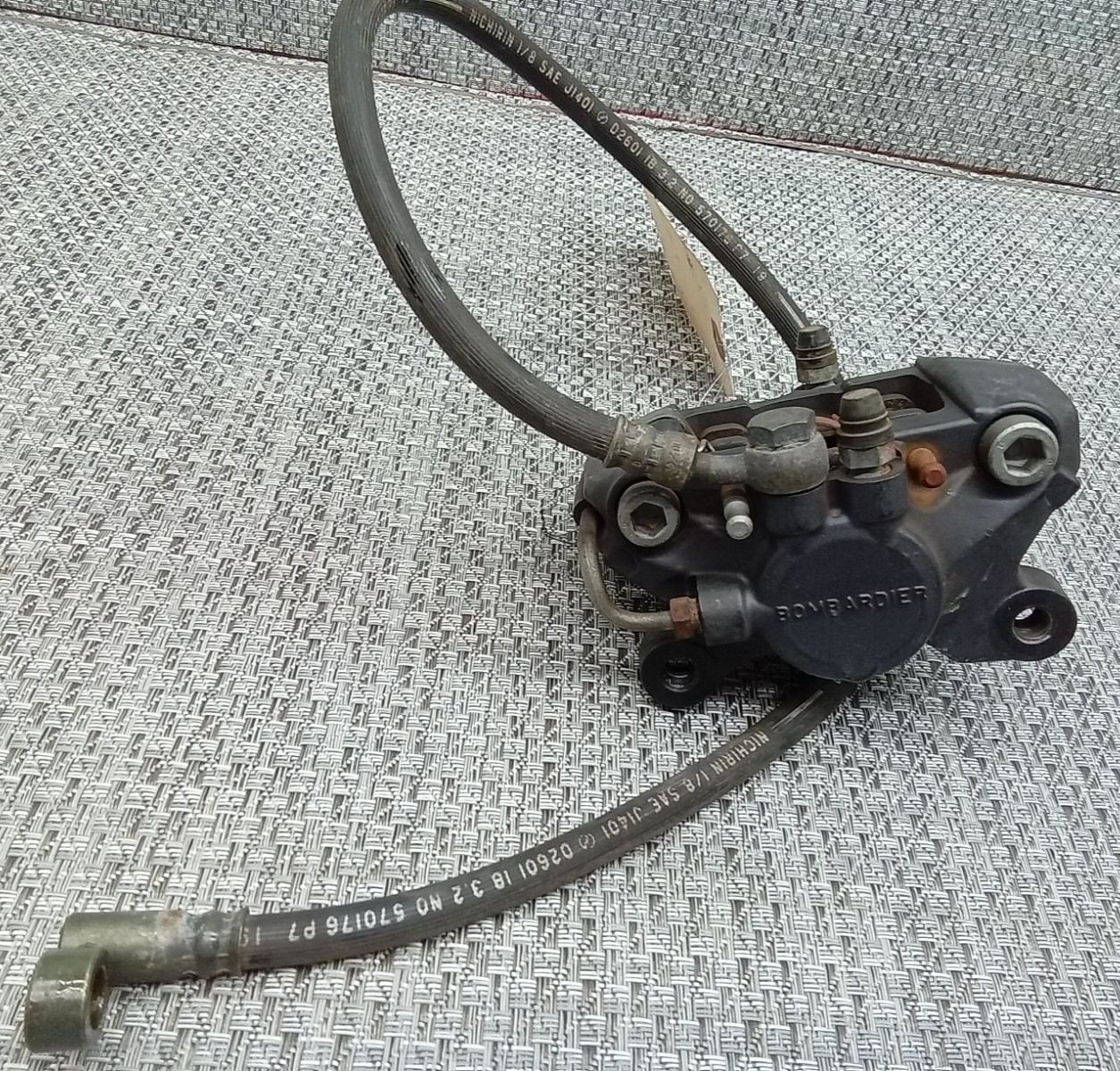 2001 Ski-Doo MXZ 600 Brake Caliper Hose Pads P/N 414920000