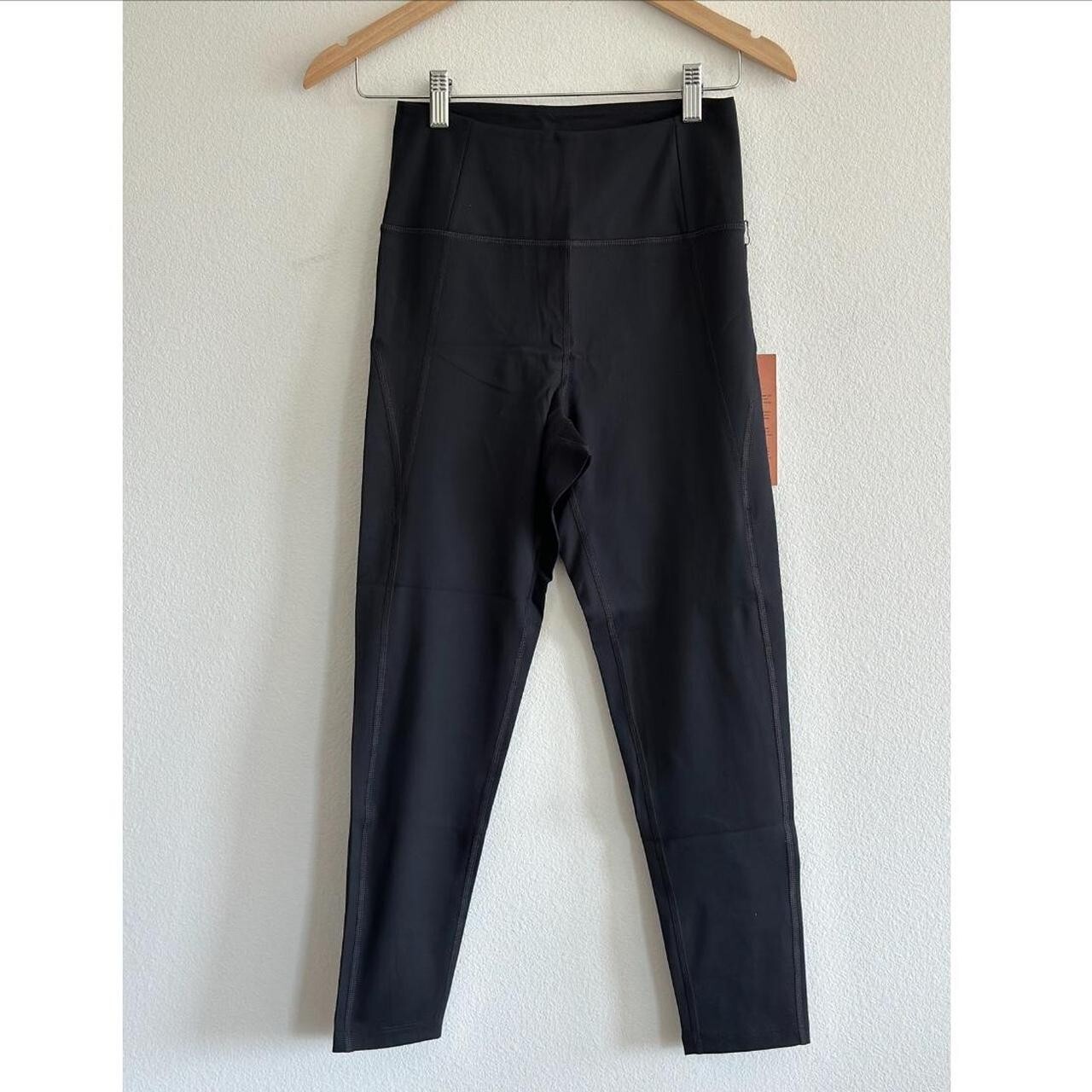 Girlfriend Collective Compressive High-Rise Legging in Black, Size Medium