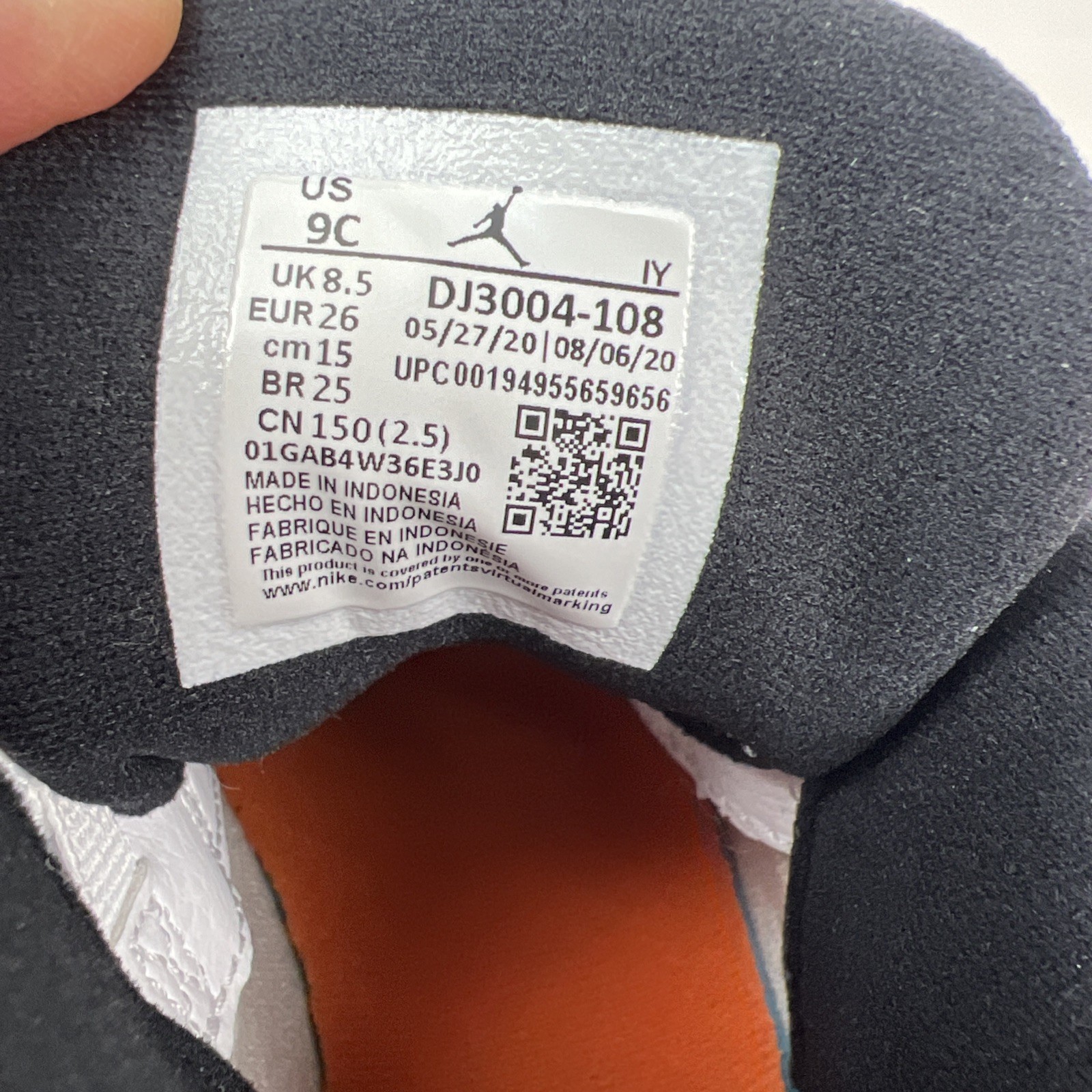 AIR JORDAN 13 RETRO WHITE Orange STARFISH SIZE 9C