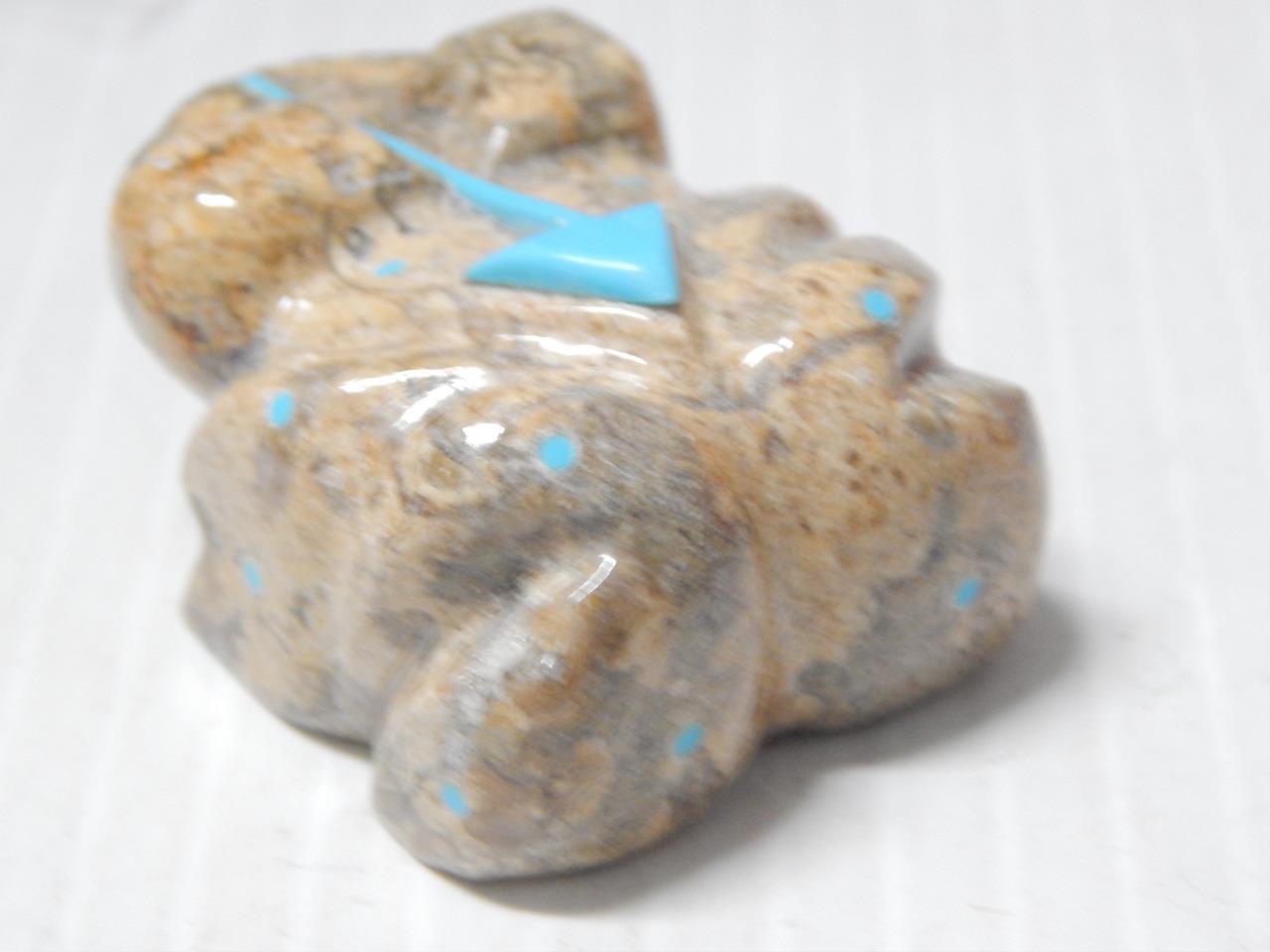 STUNNING VINTAGE ZUNI INDIAN BEAUTIFUL FROG FETISH W/ LOADS OF TURQUOISE INLAY