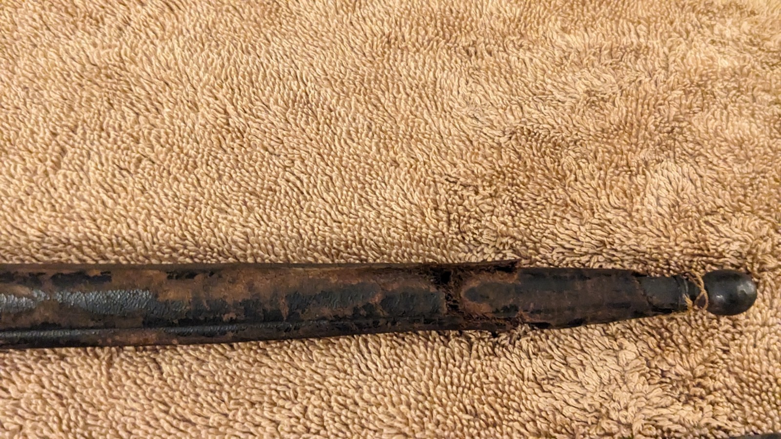 1876 Martini Henry British socket bayonet with leather scabbard Boer War WWI