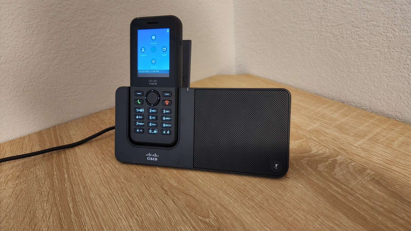 CISCO CP-8821-K9 IP Handheld Wireless Phone - Used - With Battery