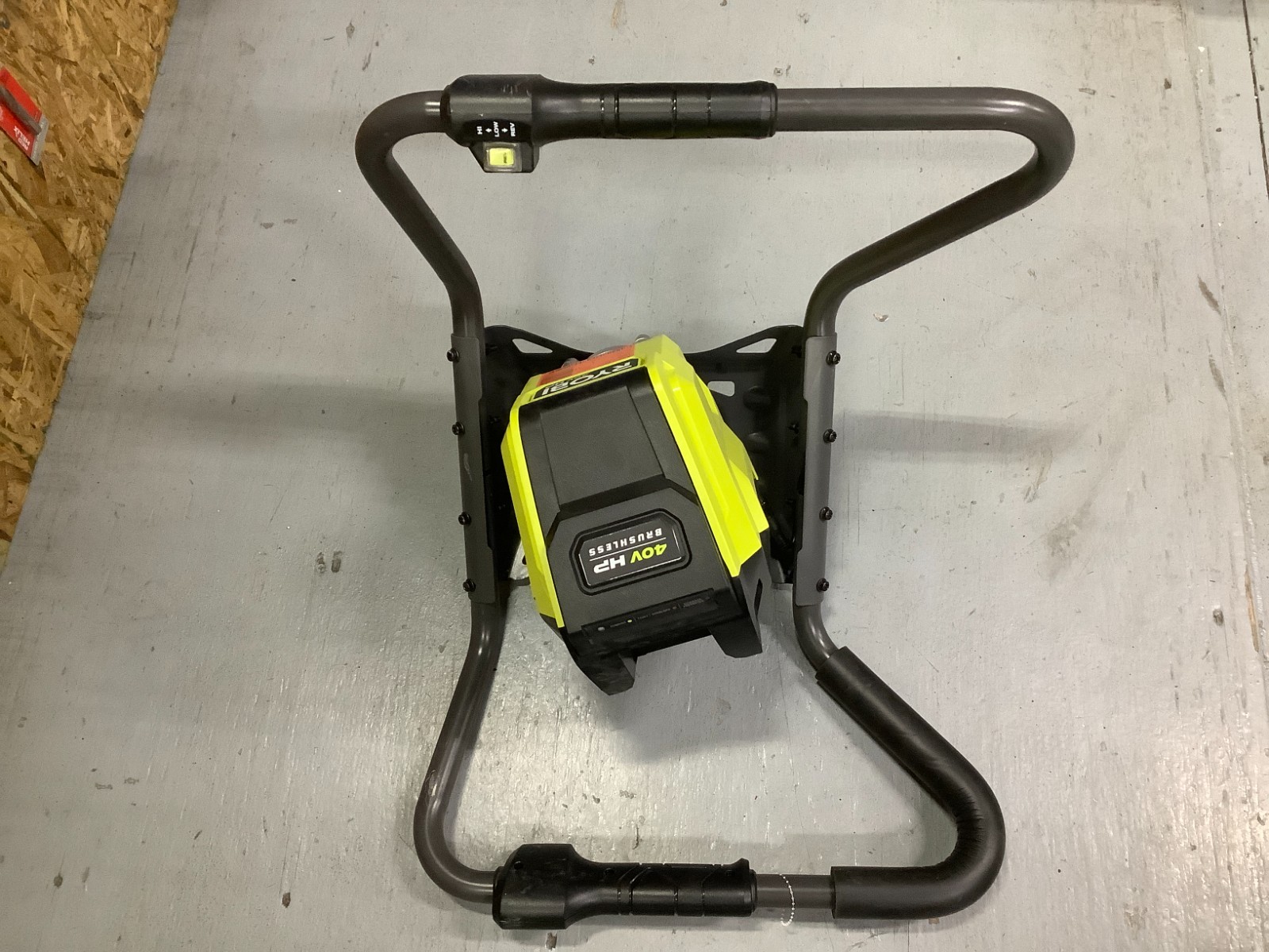 Ryobi (RY40701VNM) 40V HP Earth Auger Powerhead