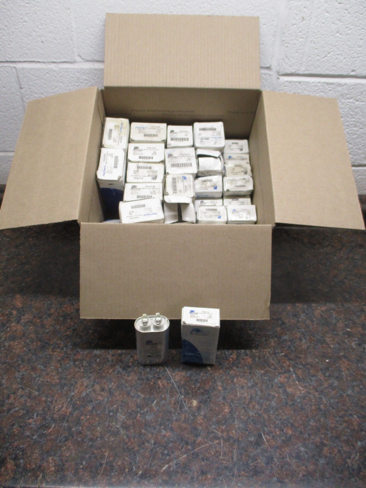 LOT OF 29 NOS PACKARD MOTOR RUN CAPACITORS PRCFD405 POCF40 POC4 HVAC