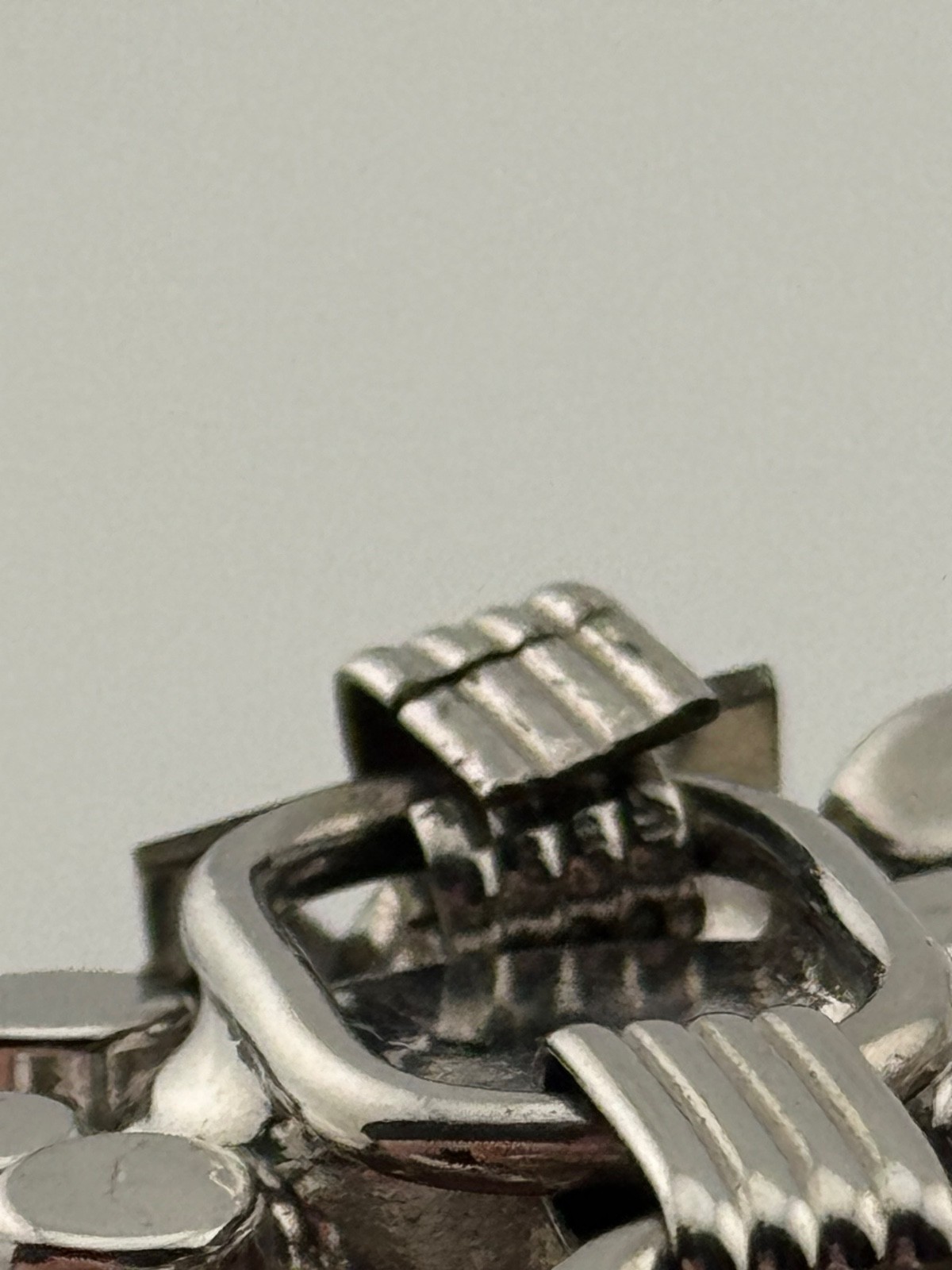 Vintage Juliana D&E 5 Link Bracelet Oval AB Aurora Borealis Rhinestone READ