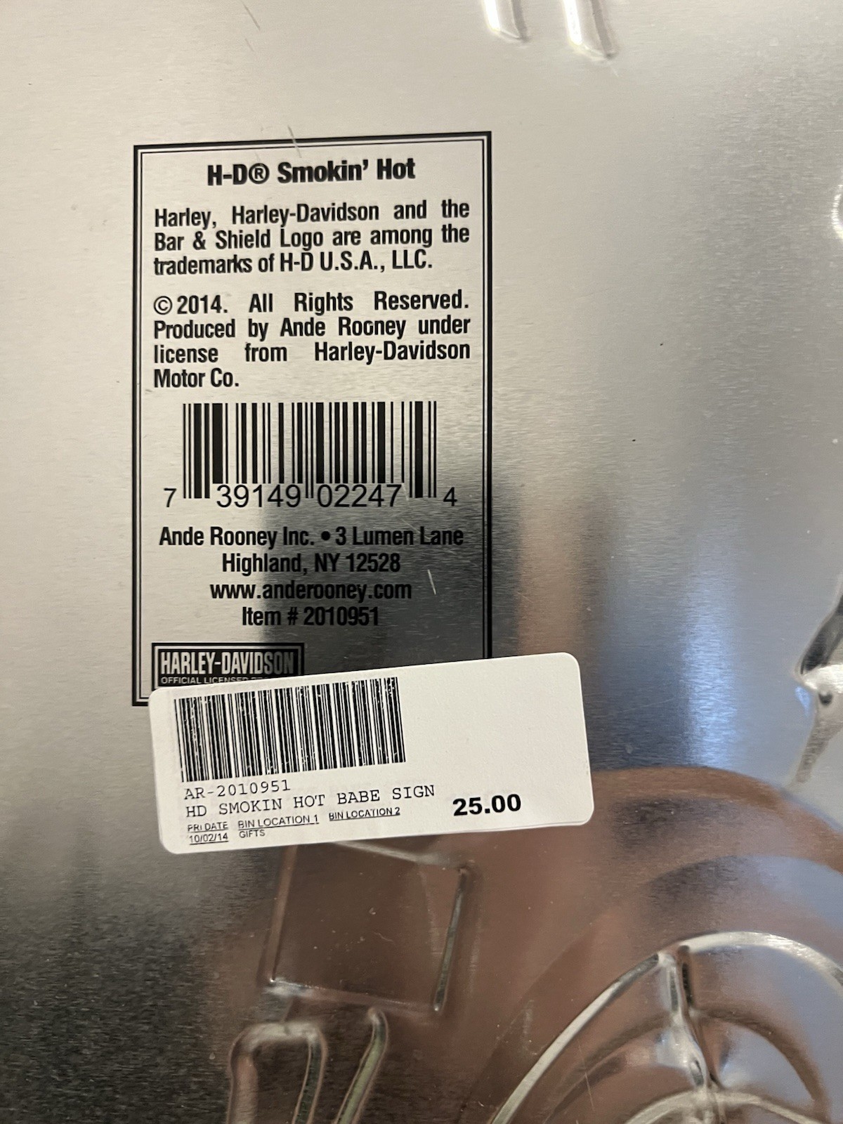 Harley-Davidson® Smokin Hot Fire-fighter Babe Embossed Tin Sign (13x15) 2010951