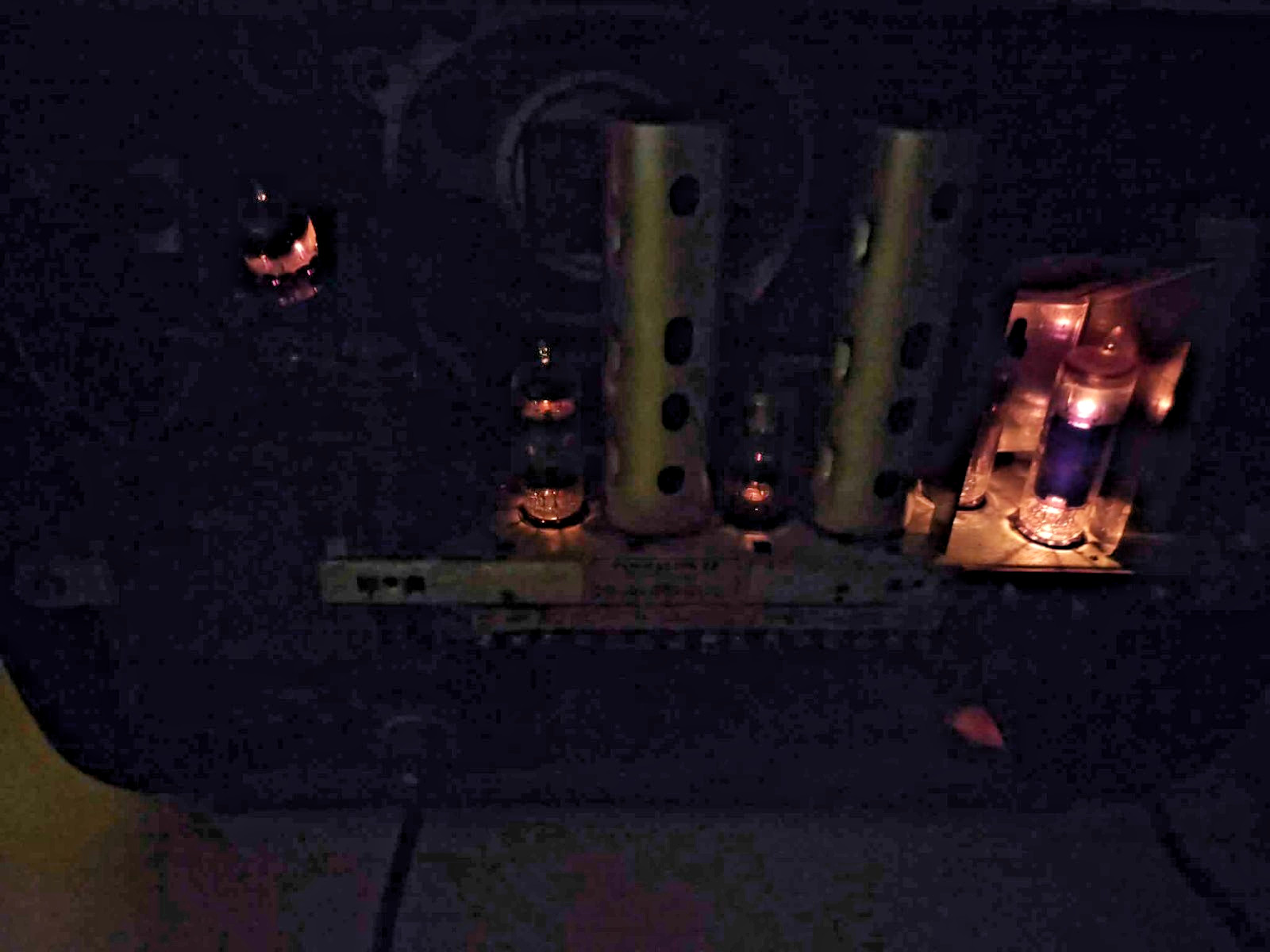 Vintage Nordmende / Sterling “Kadett 57 USA” Tube Radio Powers On, Tunes