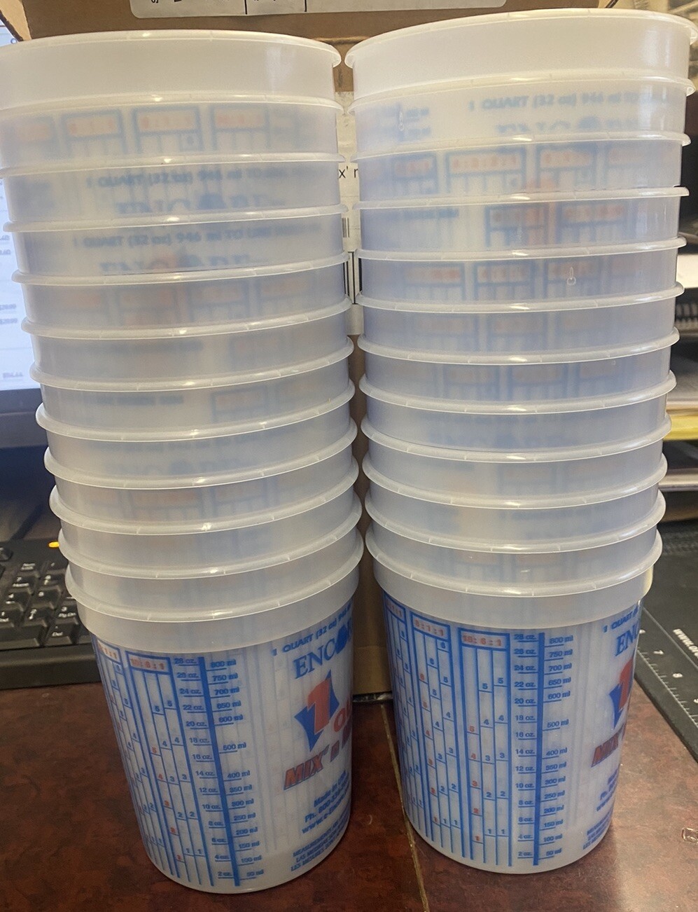 32-Ounce (1 Quart) Paint Mixing Cup - Pack of 24 Cups