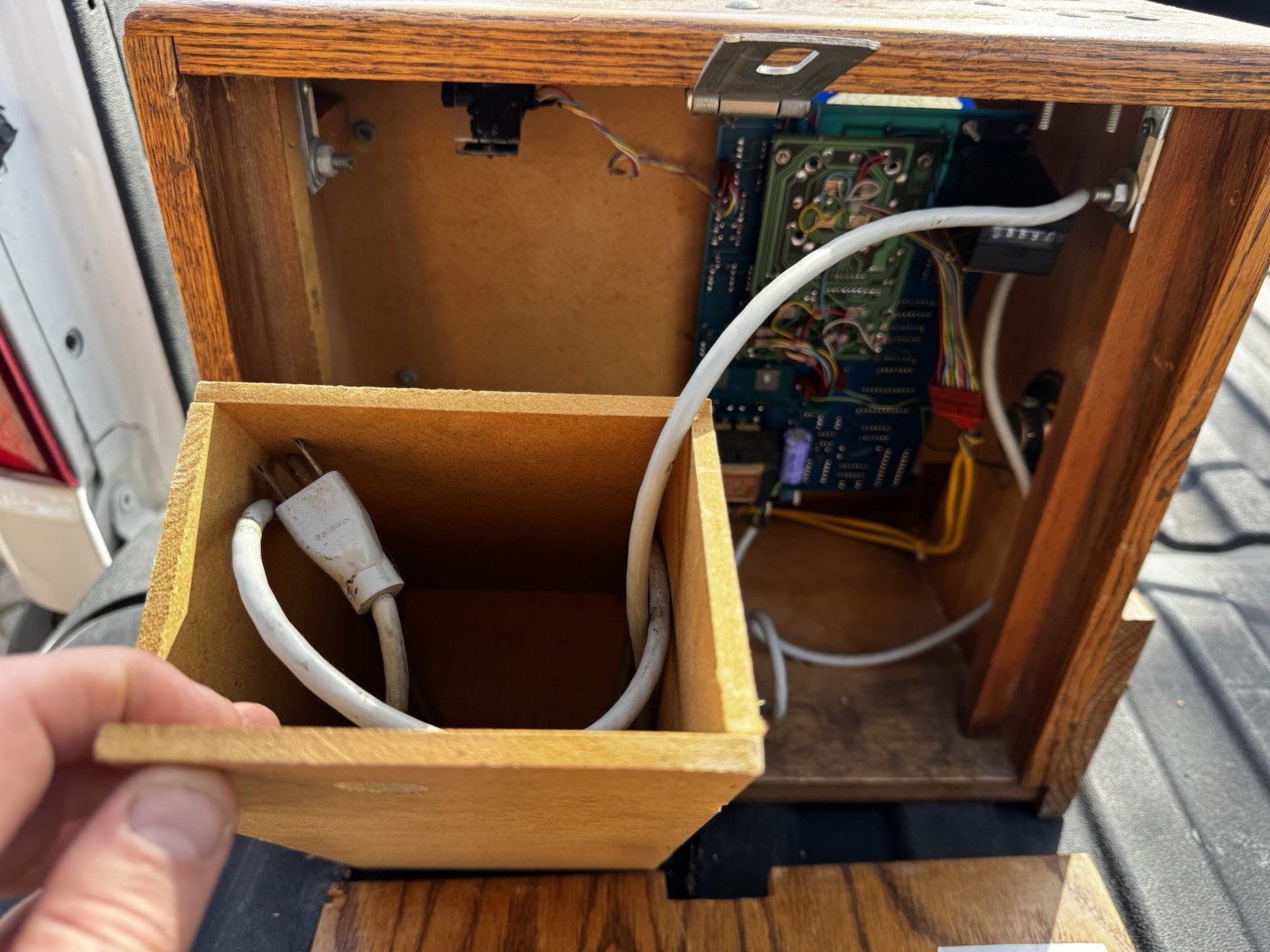 Memory Tester Quarter Coin Operated Simon Says Like Color-Sequence Matching Game