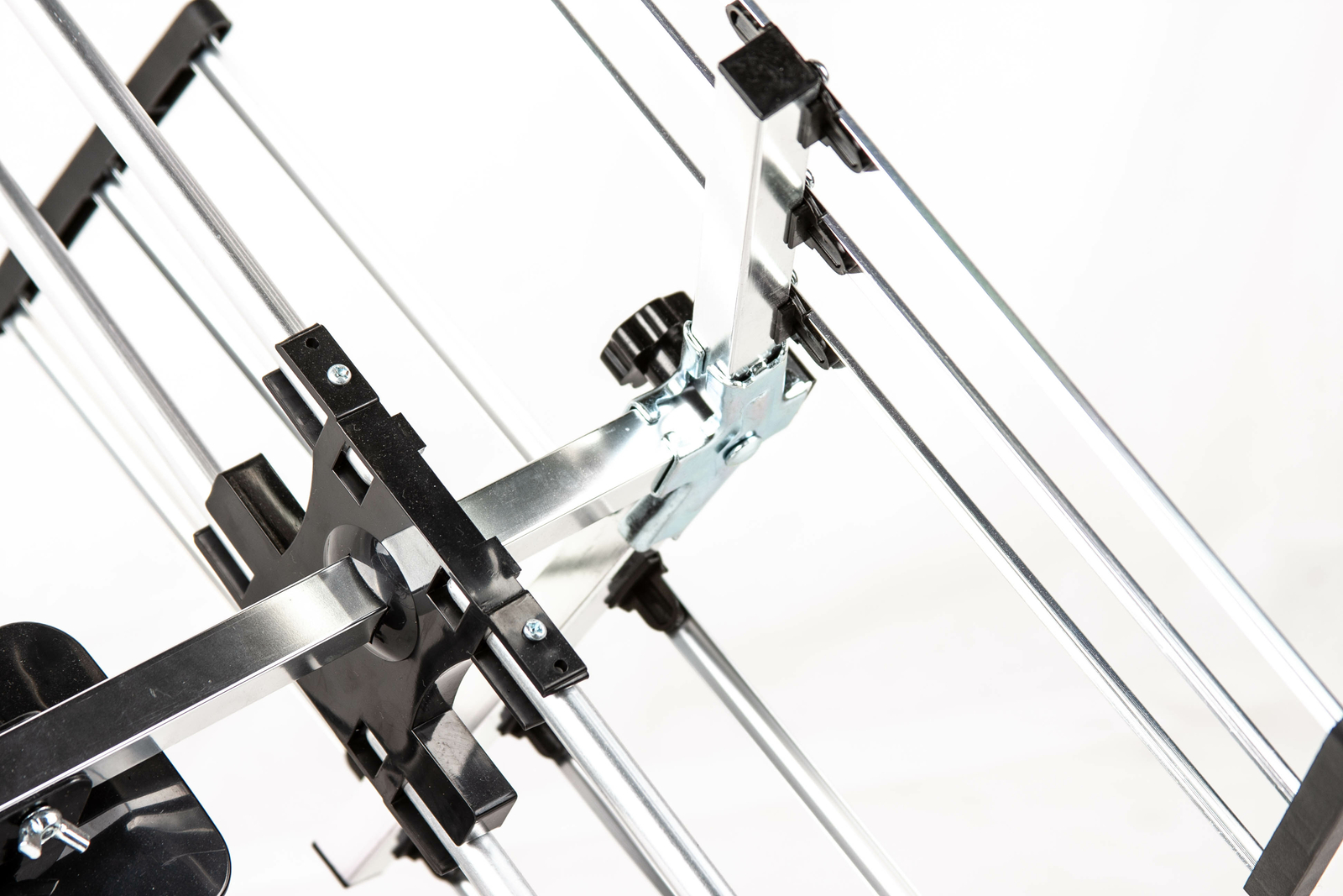 HDTV Outdoor Antenna 200 Mile 360° Rotation UHF/VHF/FM Radio with Remote Control