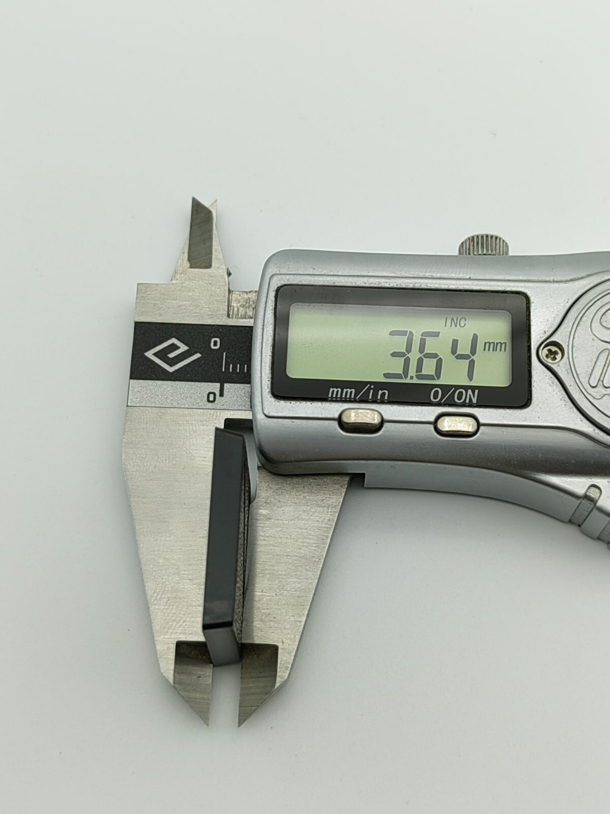 Lot Of 60 25mm Square Beveled Slot Bases Used For Warhammer Fantasy Saurus Orc