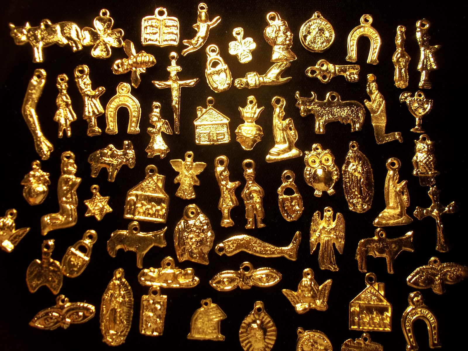 25 Milagros Charms Mexican Folk Art Imported Shiny GOLD Ex Votos Dijes Miracle