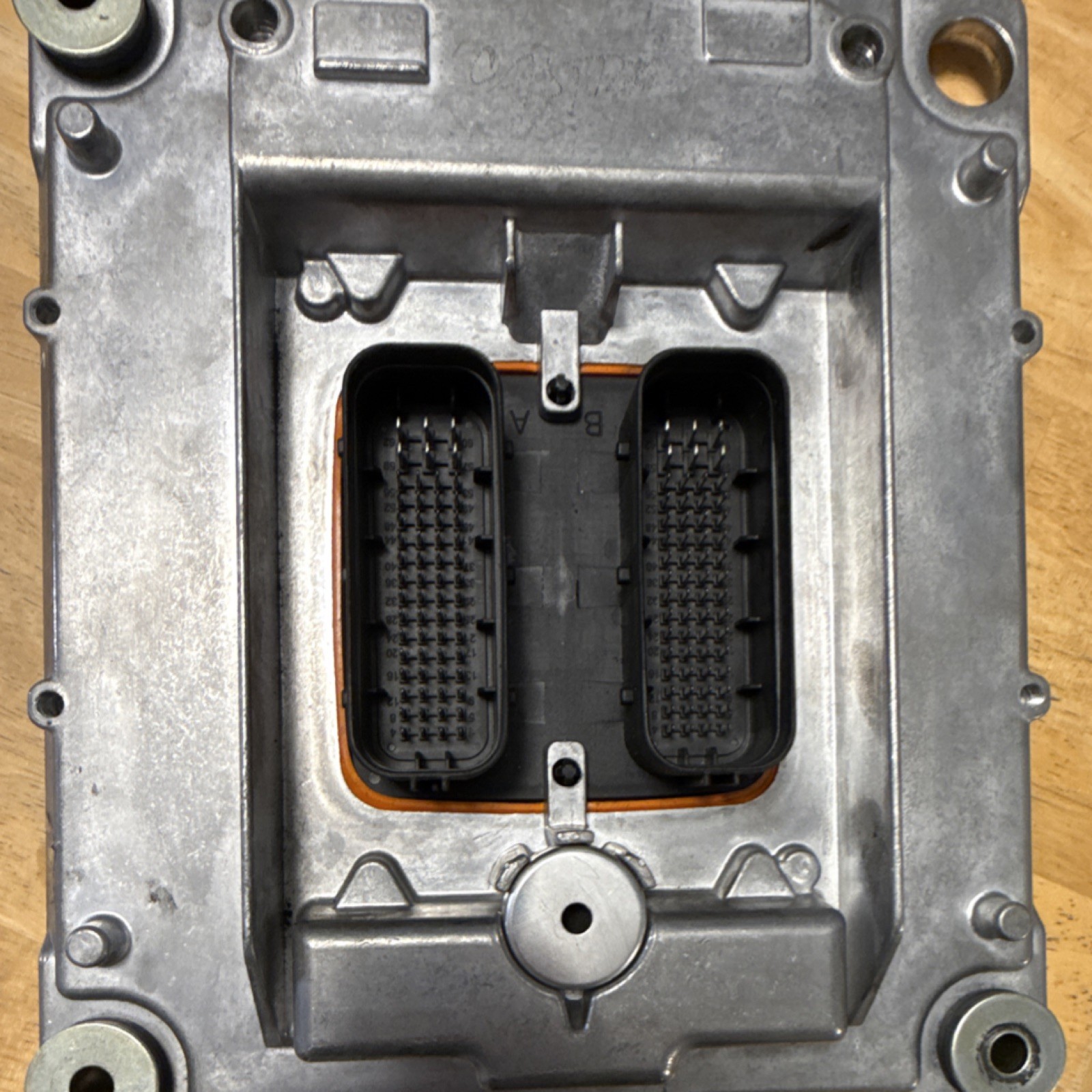 Volvo ECU 20814642 P02 Diesel Engine Computer Module FOR Volvo ved12