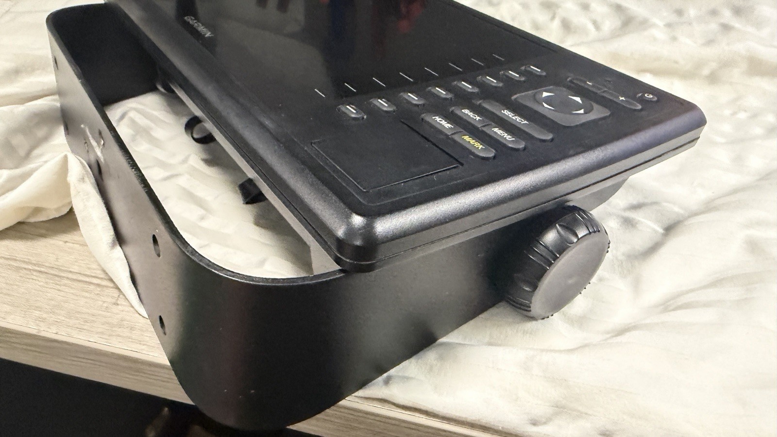 Garmin GPSMAP 840xs Chartplotter MFD Display w/ SunCover and cord