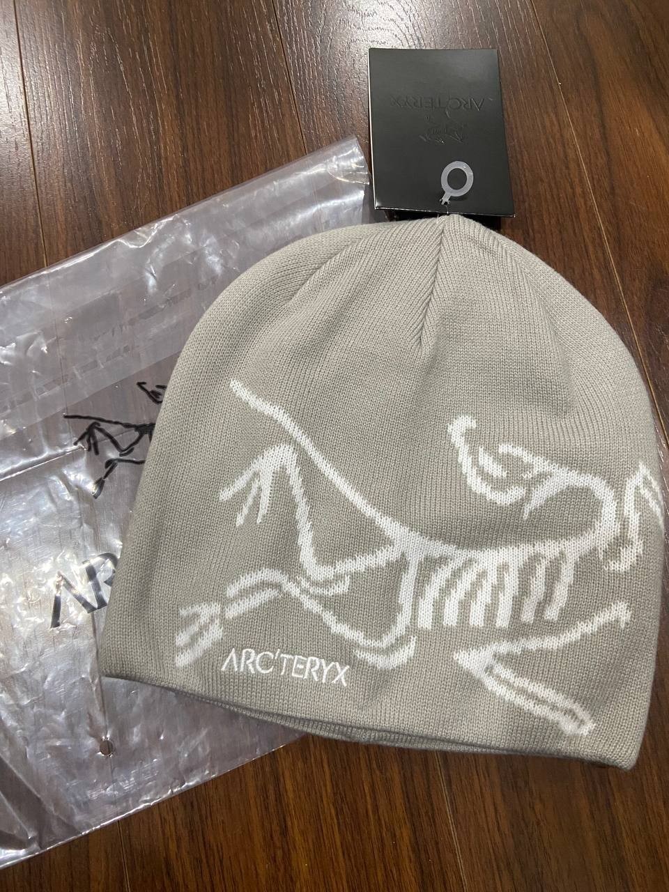 NWT Arc'teryx Bird Head Toque Beanie Hat Gray Winter Cap