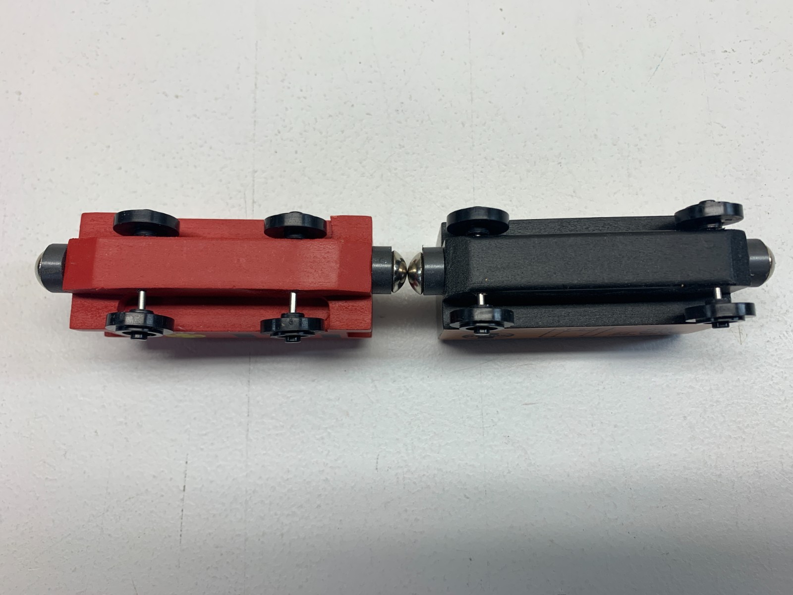 Whittle Shortline Railroad Santa Fe Locomotive 2007 3 piece set - Excellent!