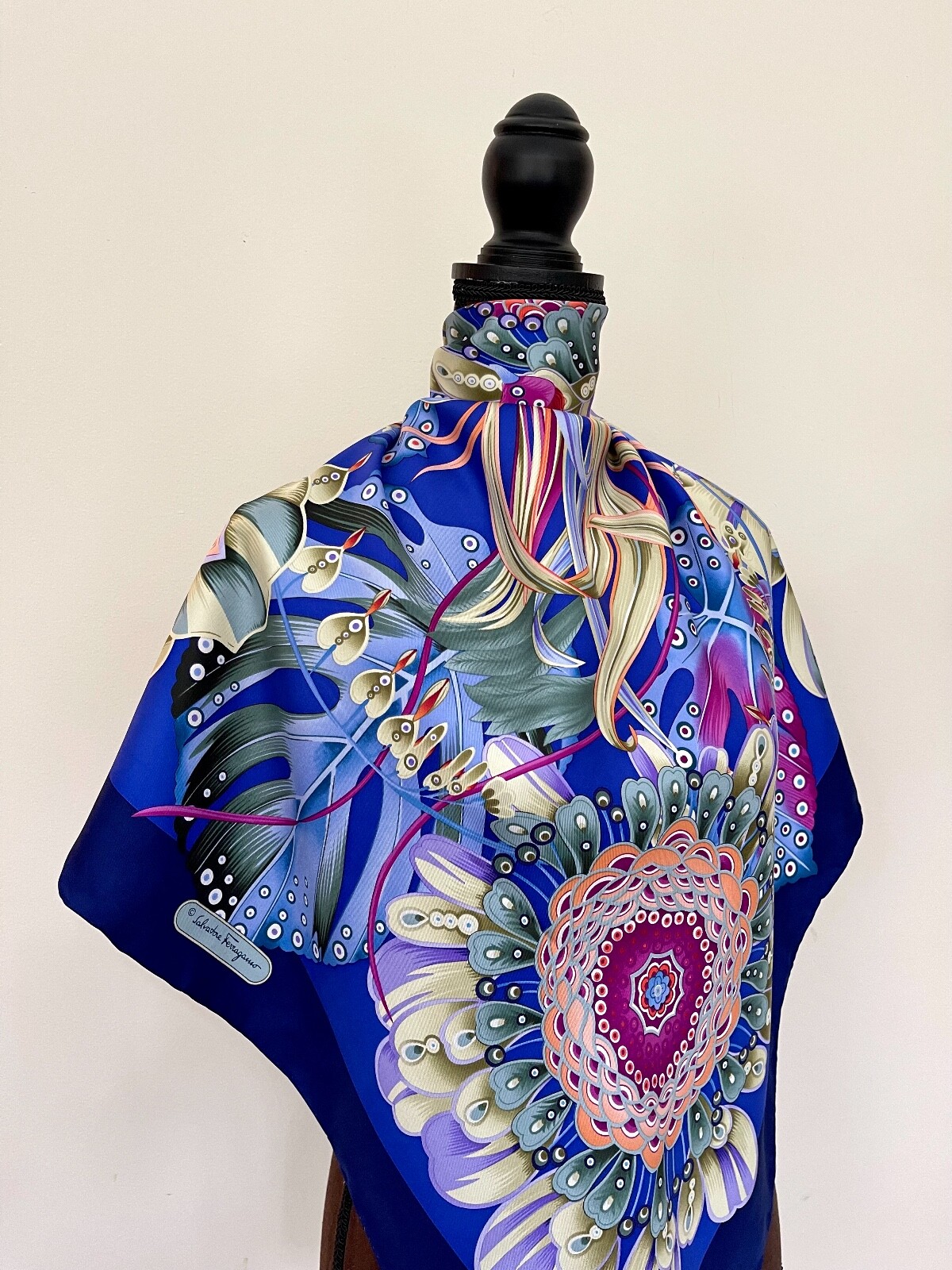 Salvatore Ferragamo Scarf Accessories Flower Garden Blue Floral Silk Wrap