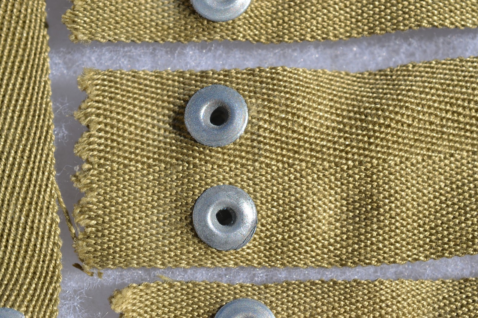 ORIGINAL WW2 US ARMY M-1 HELMET LINER NAPE STRAP S.M.C. MAKER STAMP 4.5 INCHES