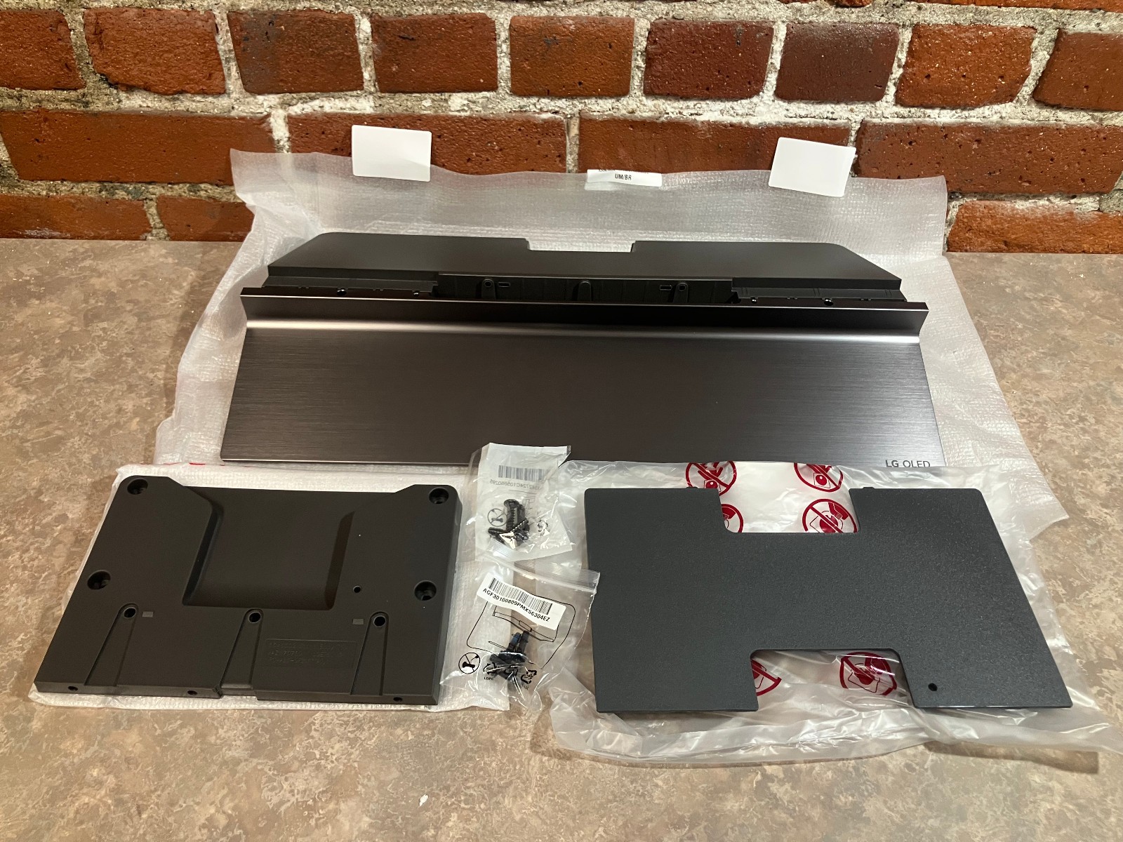 LG OLED65C2,OLED55C2,OLED65C3,OLED55C3,OLED65C4,OLED55C4,OLED65C5,OLED55C5 Stand