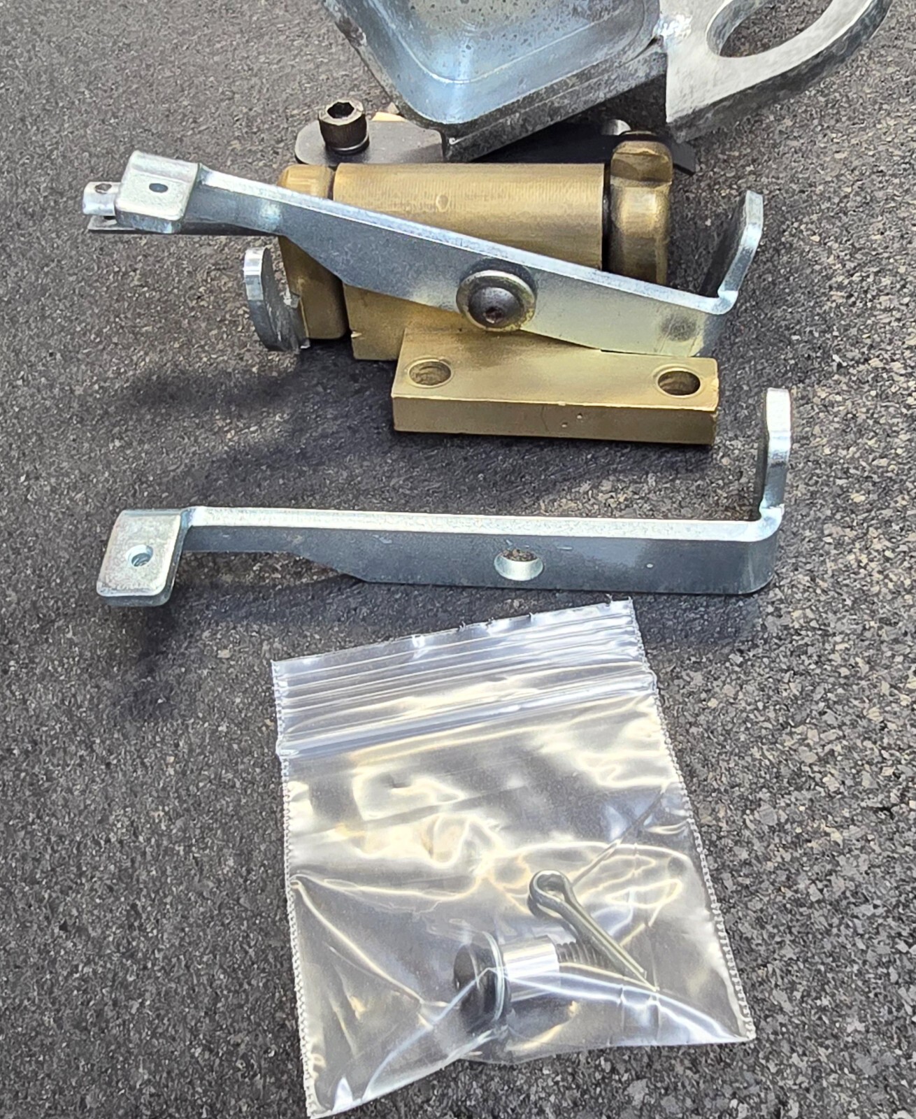 Cable Lasher J2 BRACKET CABLE LIFTER NEW