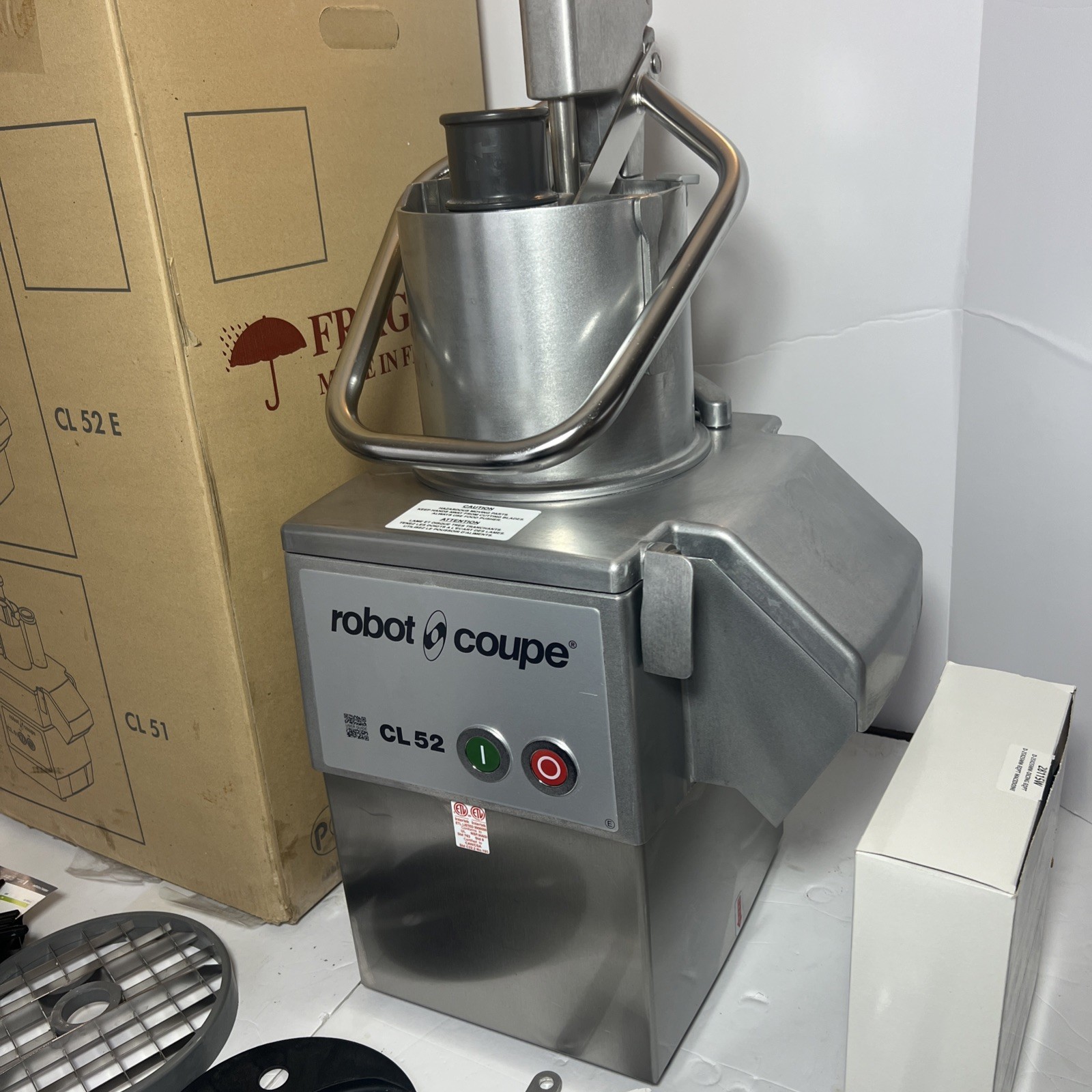 Robot Coupe CL 52 E Series E Continuous Feed Vegetable / Food Processor W/ Discs
