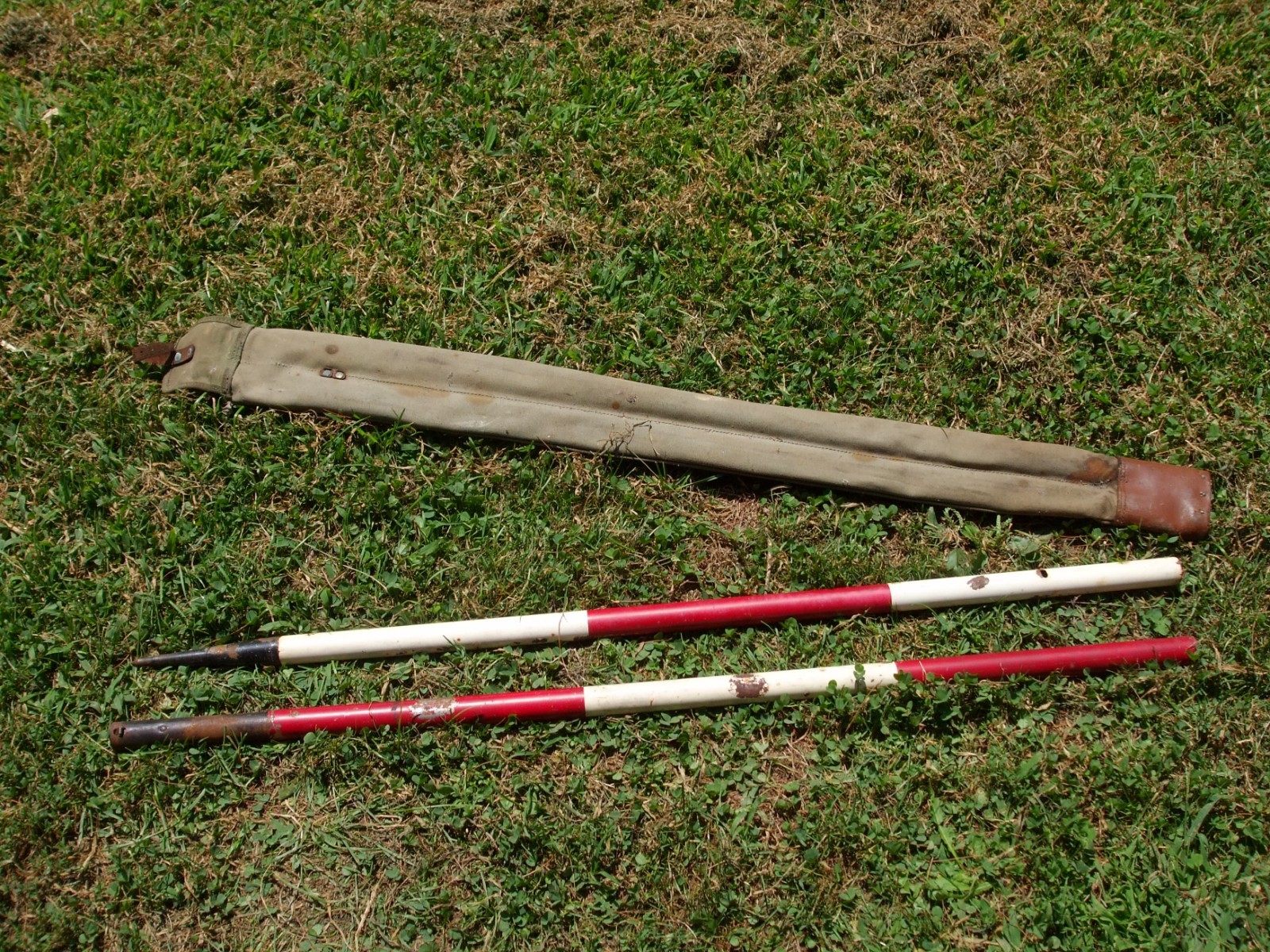 Dietzgen Range Pole with military bag