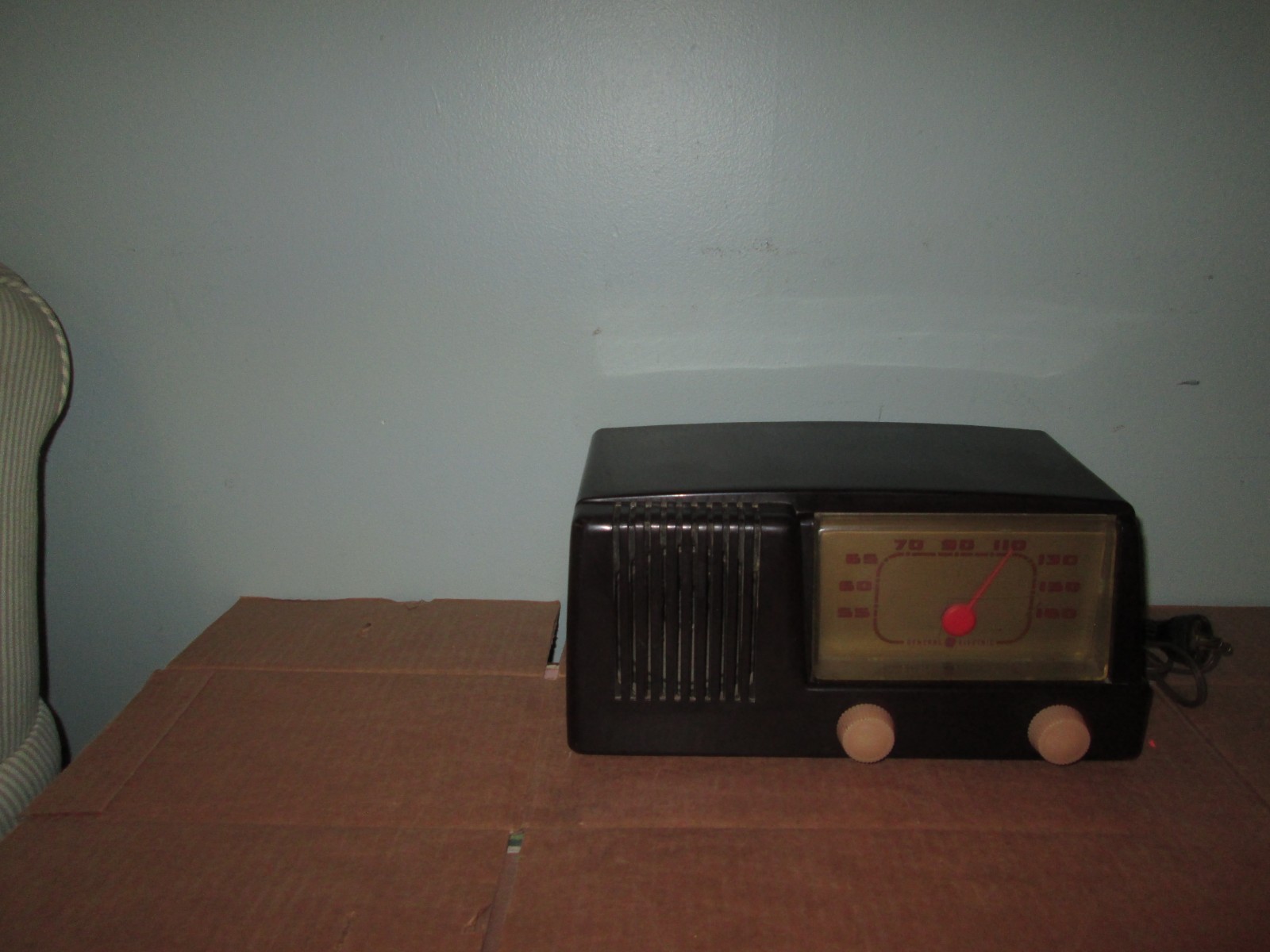 1950 General Electric GE Model 400 AM 5 Tube Radio Vintage