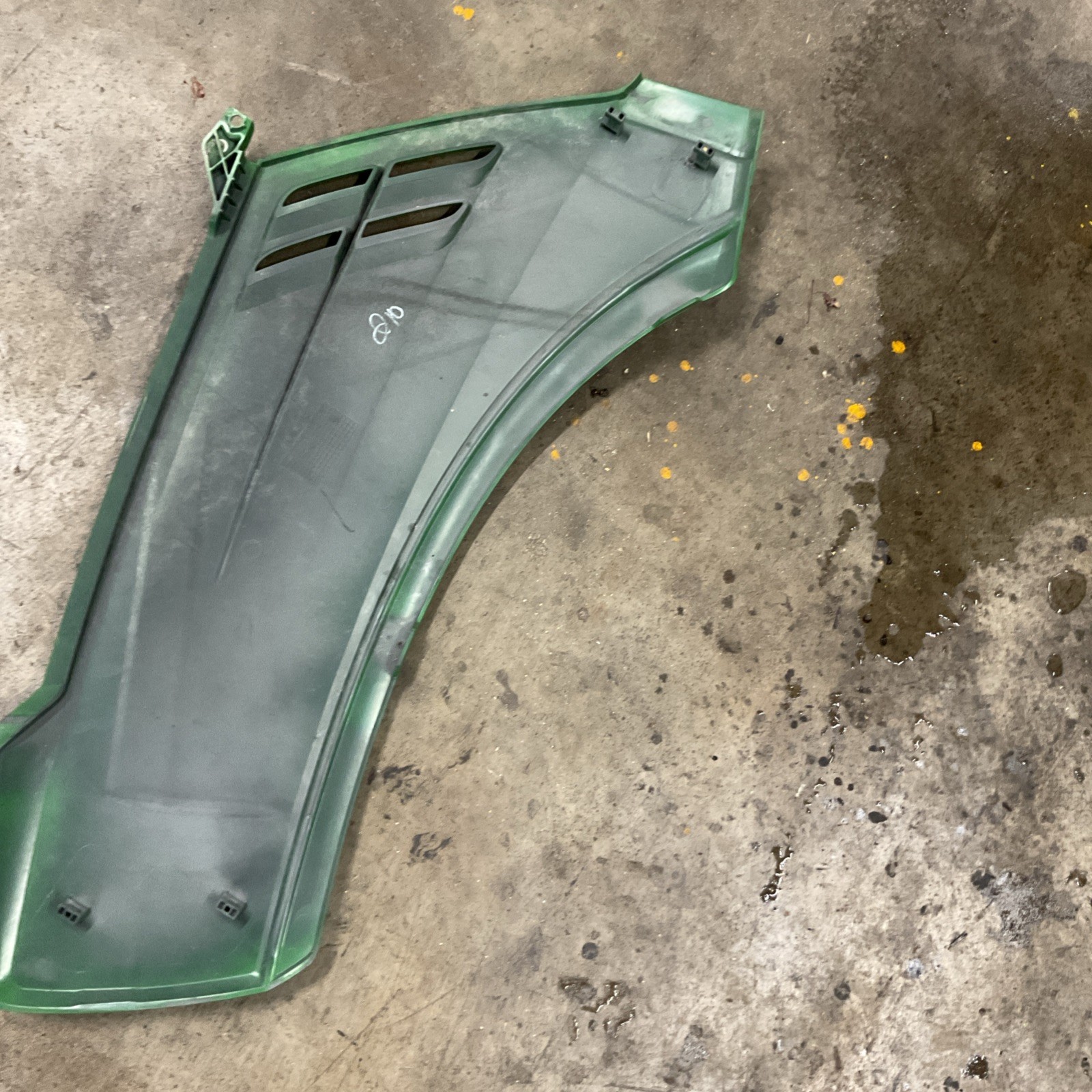 John Deere 1025R Tractor Front Left and Right Engine Hood Cover Panel LVU34824