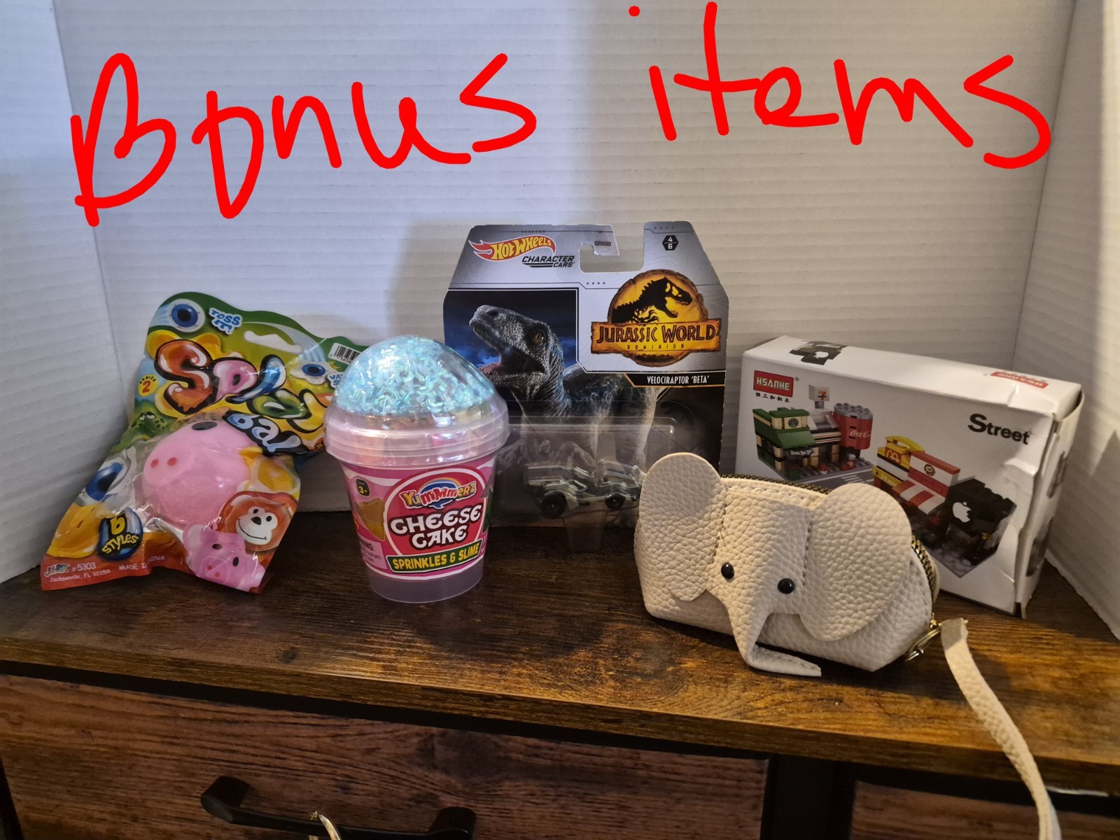 Kids Mystery Scoop + Bonus Toy Surprise/ Fun & Random/ Ages 8-12