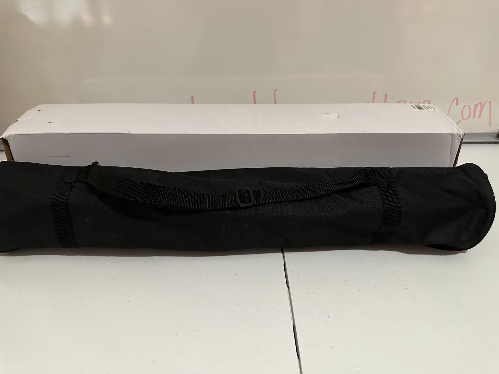 Cosmetology Tripod Stand w/ Carry Bag – Heavy Duty, Adjustable, 3-Section, Tools