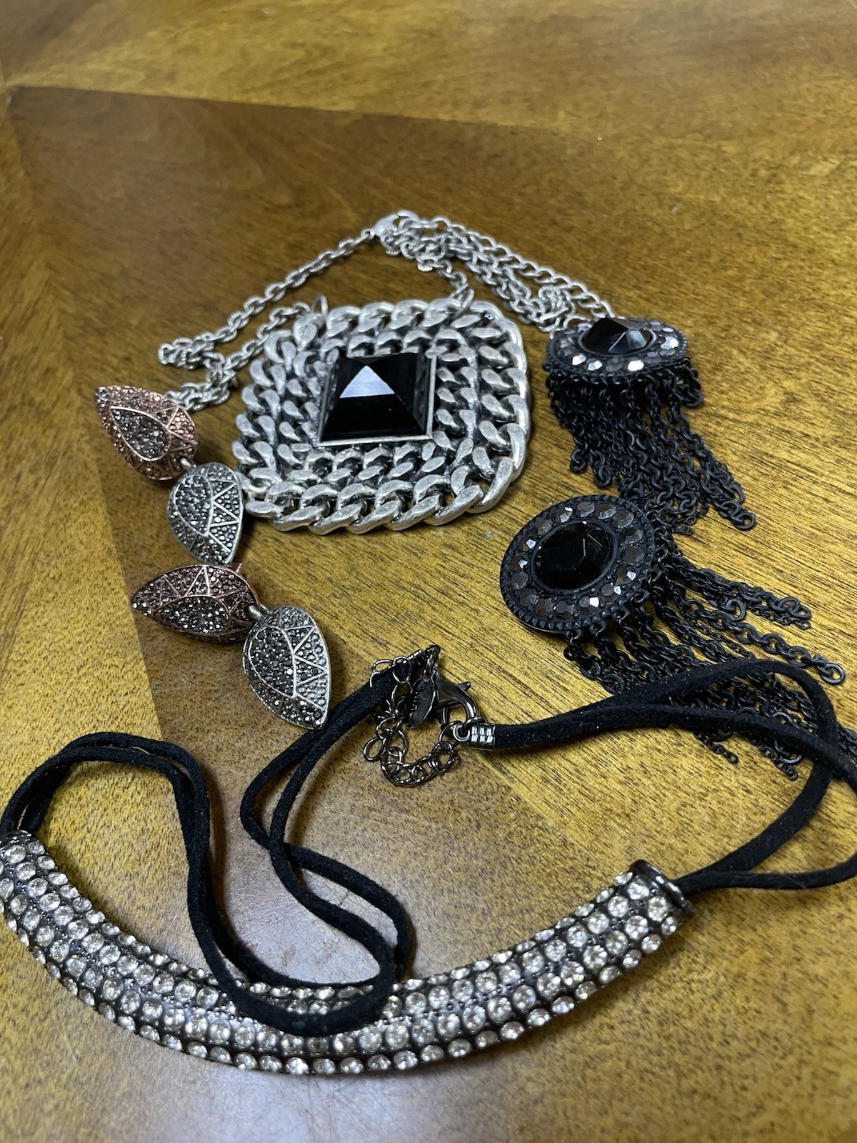 Heidi Klum Signed Jewelry Lot. 2 Necklaces & 2 Pr Earrings