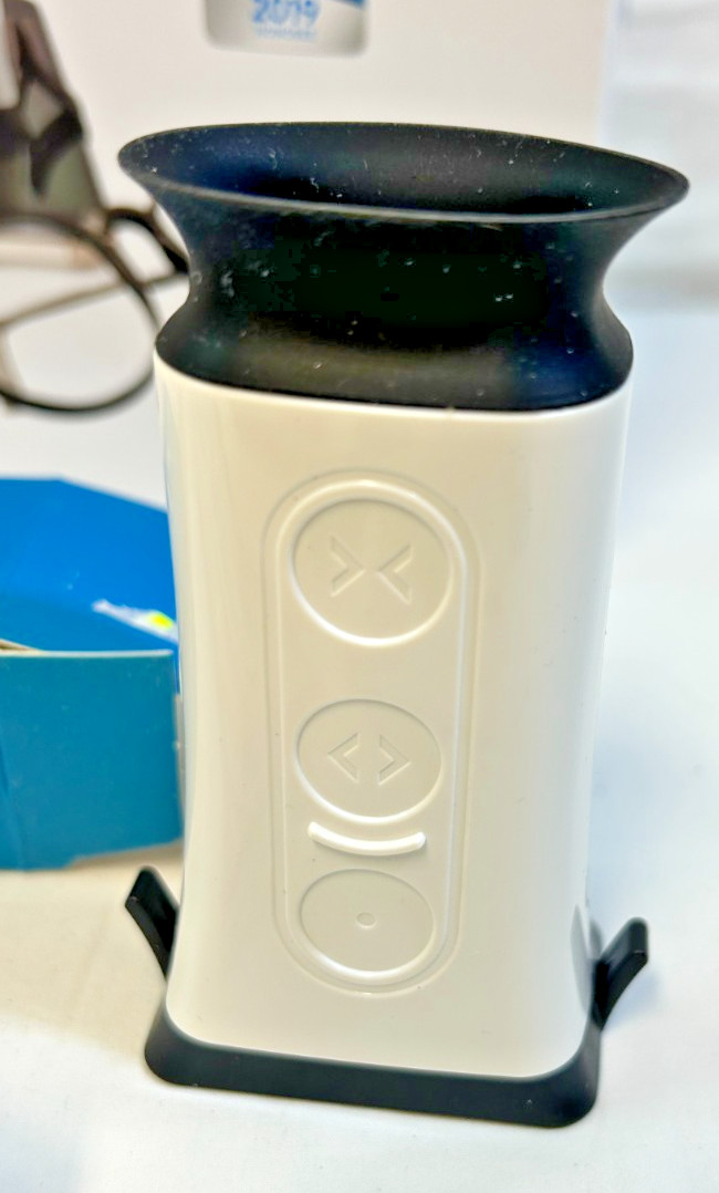 EyeQue Vision Check Ophthalmic Refractometer