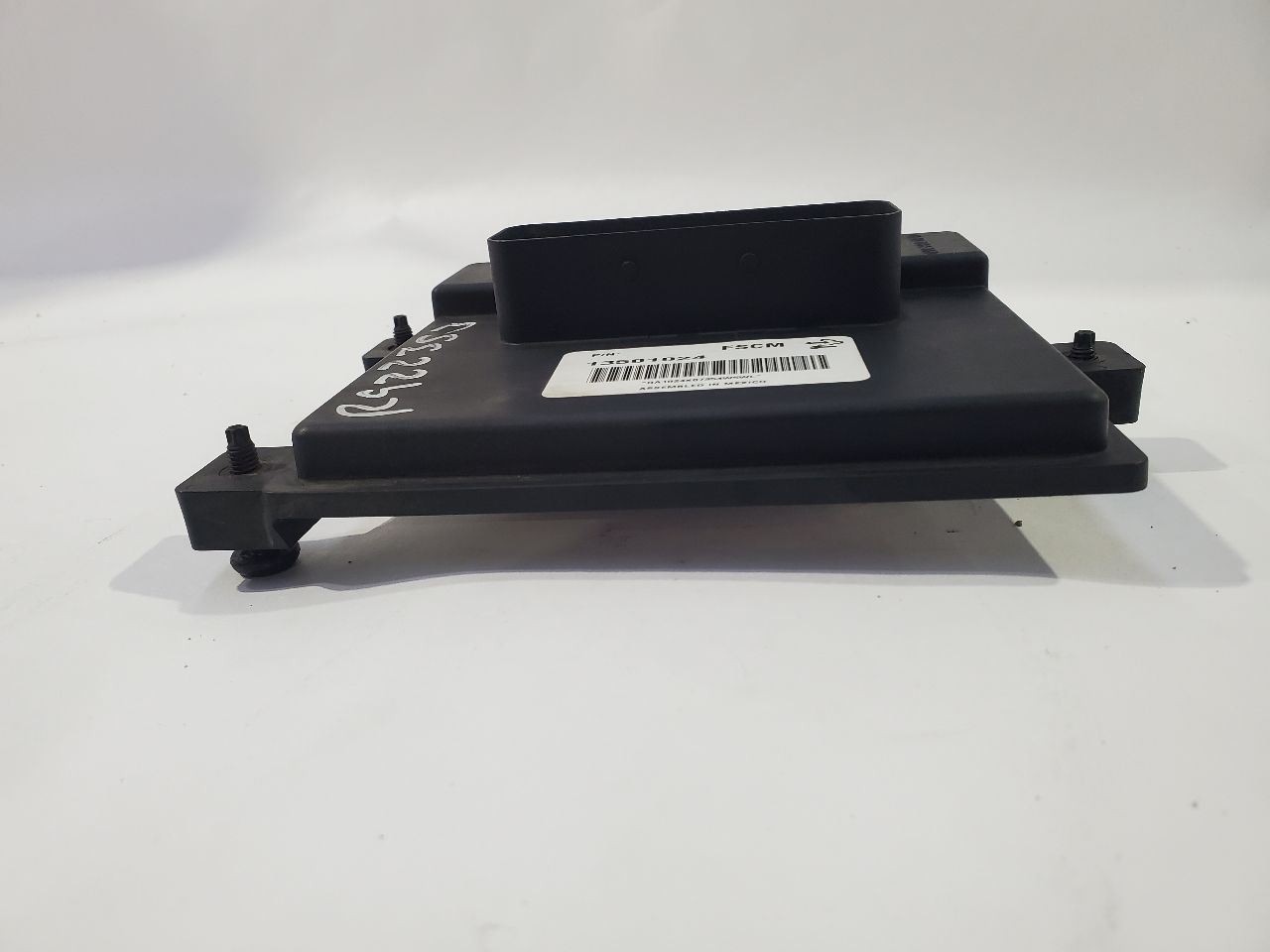 2008 2009 GMC Yukon XL 1500 OEM Fuel Pump Control Module 13501024