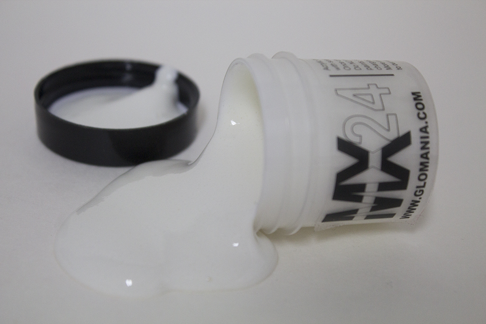 White MX24 Extreme Glow in the Dark Paint Super Bright 1oz
