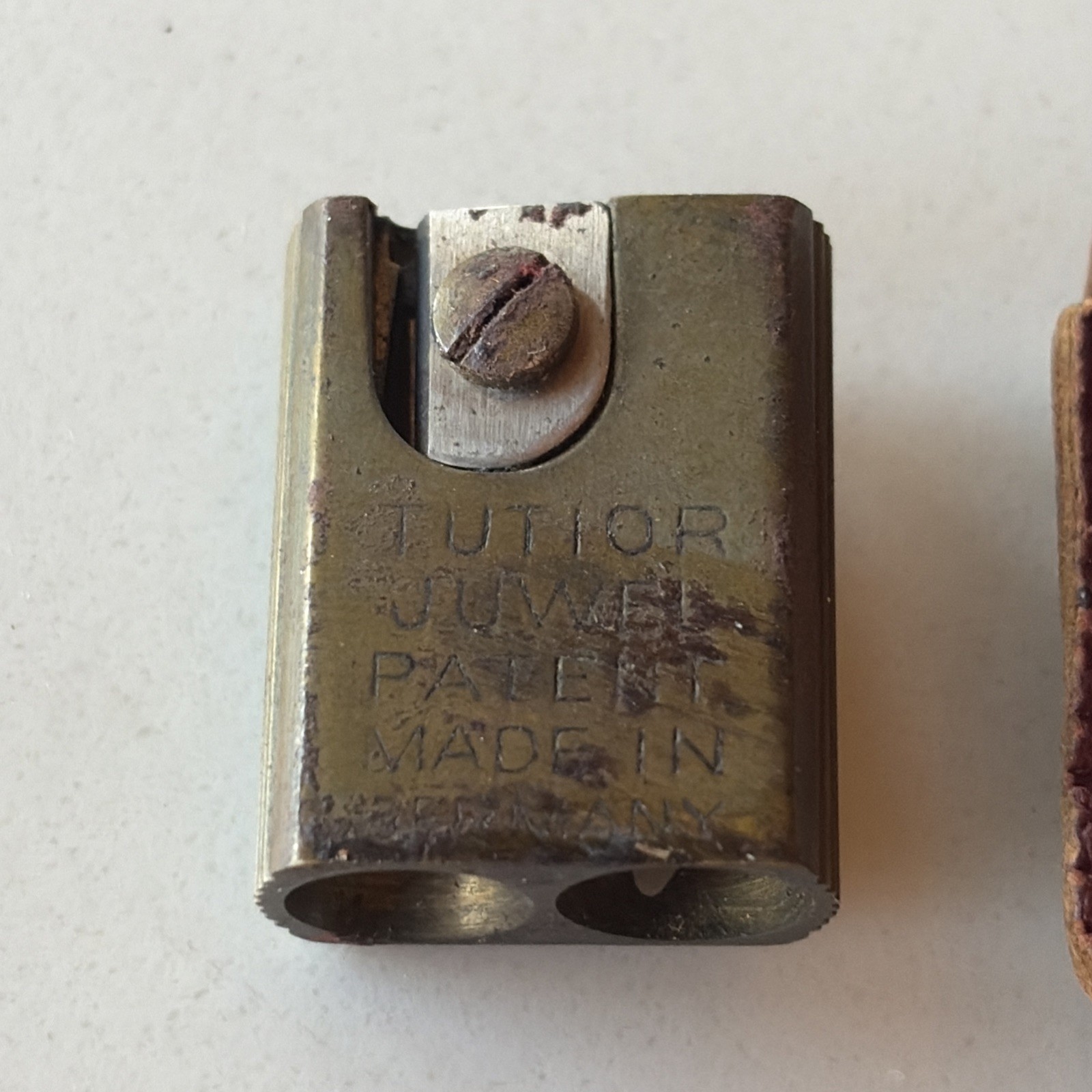 KOH-I-NOOR-BRASS Pencil Sharpener W/ Leather Case -Made GERMANY “Tutior Juwel”