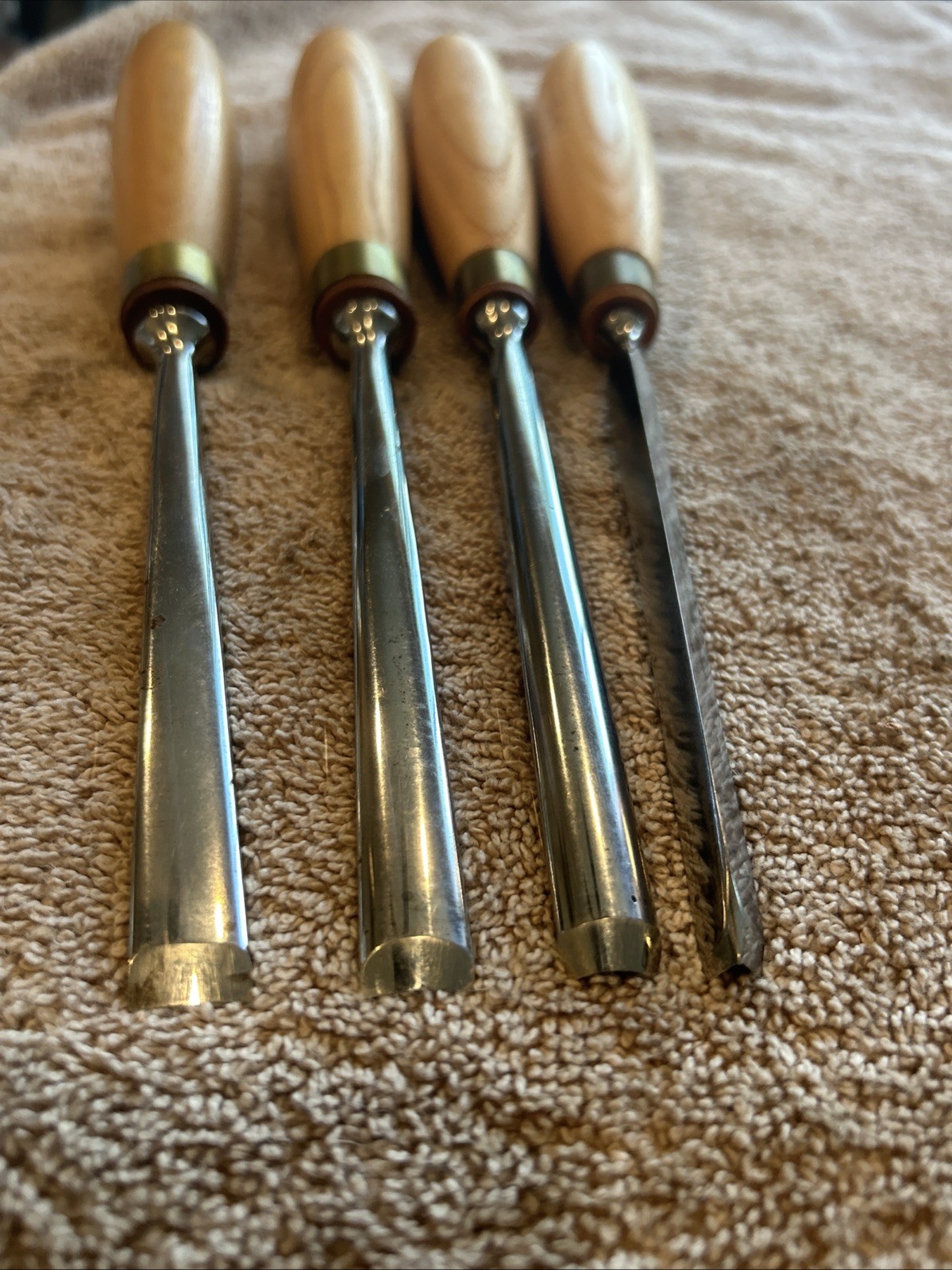 Robert Sorby carving gouges set of 4 with V tool, used