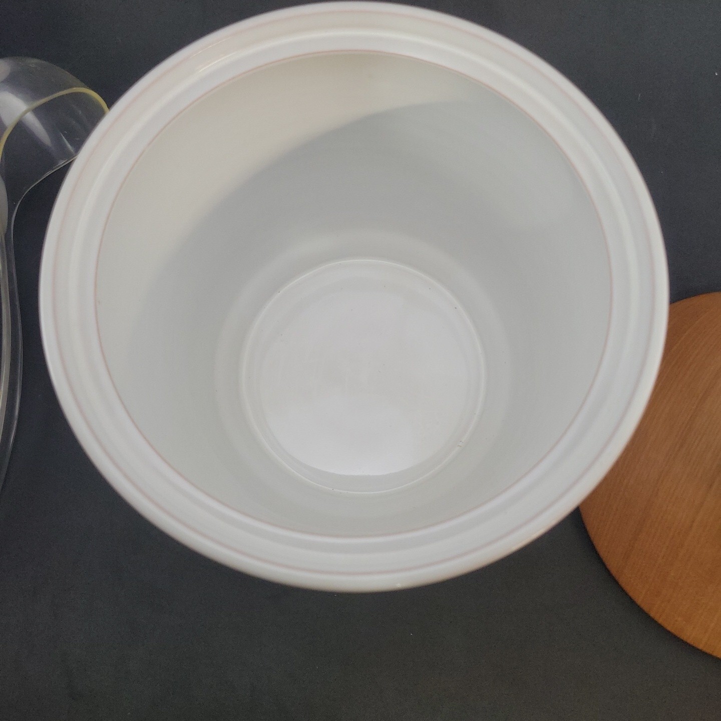 Buckeberg Punch Set Ceramic with Teak Lid and Plastic Ladle Modern