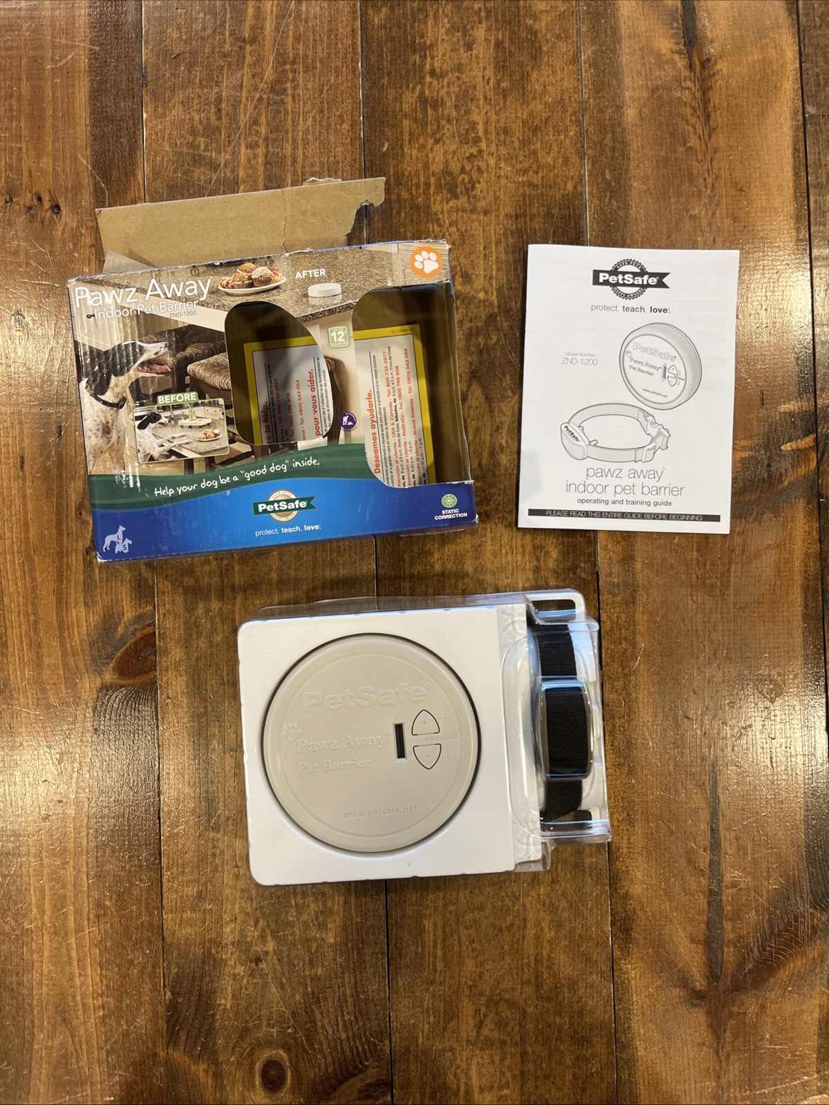 PetSafe Pawz Away Indoor Pet Barrier Kit - Transmitter and Collar ZND-1200