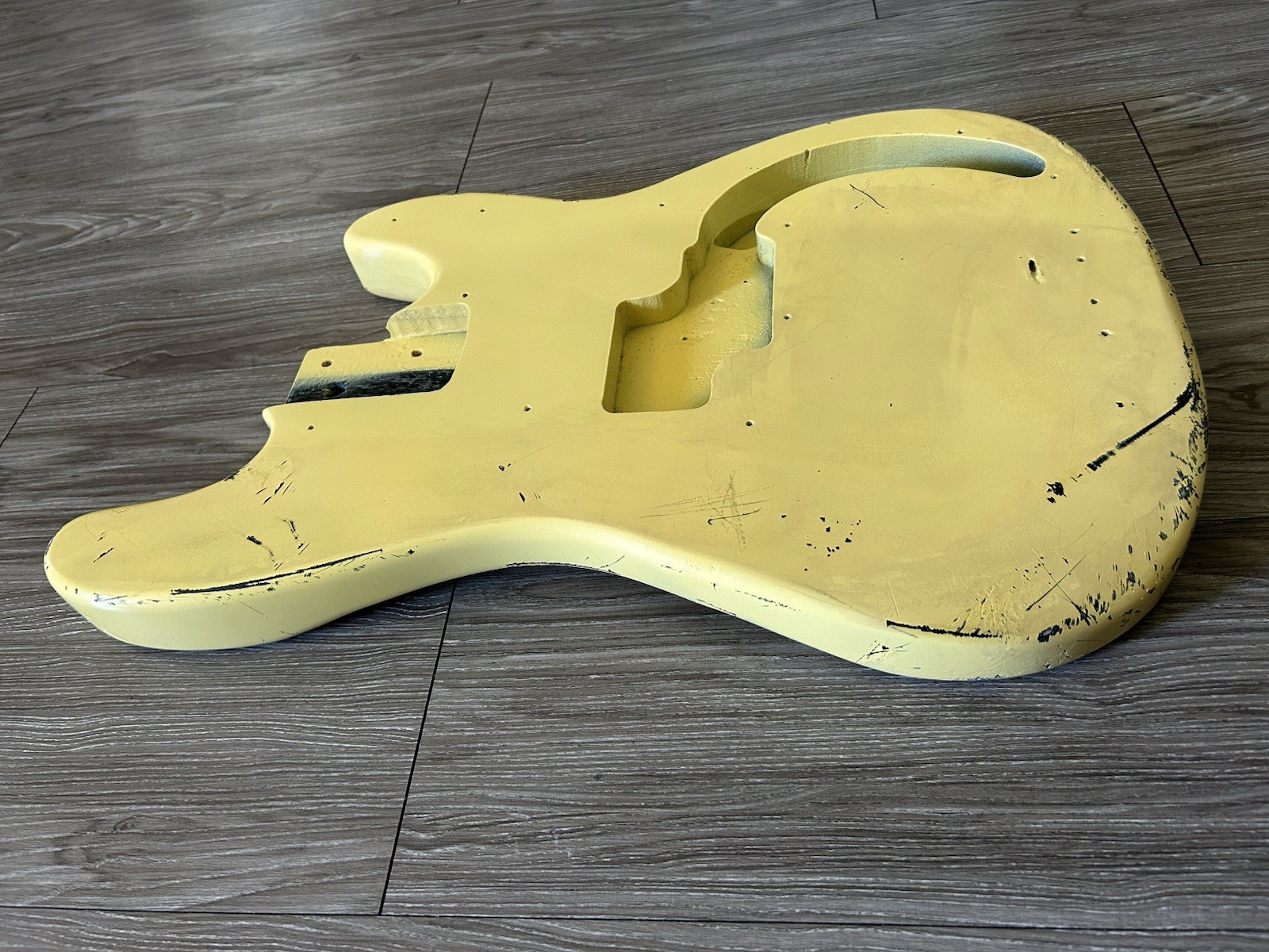 Yellow Body for Precision Bass Relic - NITRO finished