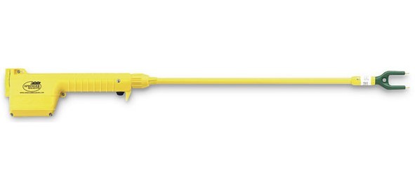 Magrath Hotshot Prod Cattle Swine Sheep Yellow Complete w/22" wand & Batteries!