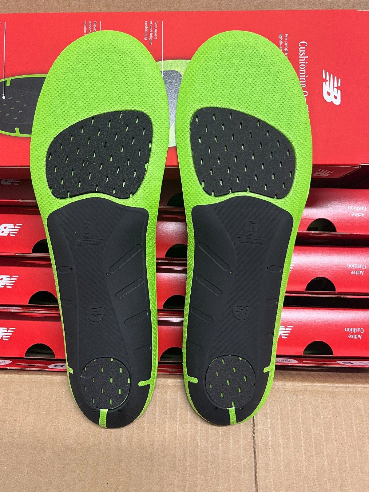 Unisex New Balance Black active Cushion Insoles D Men 7.5-9 Women 8.5-10